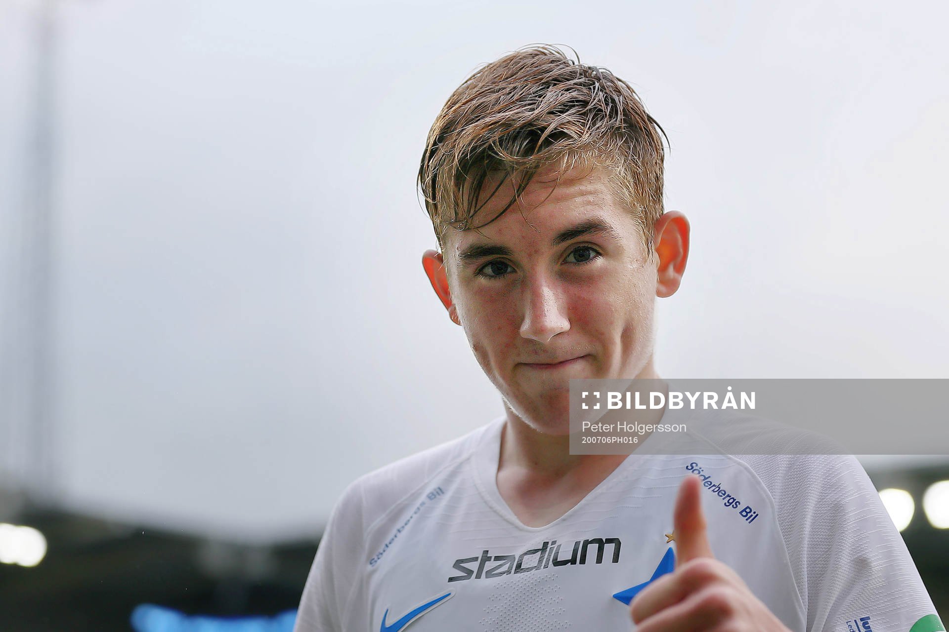 IFK Norrköpings Ísak Bergmann Jóhannesson jublar
