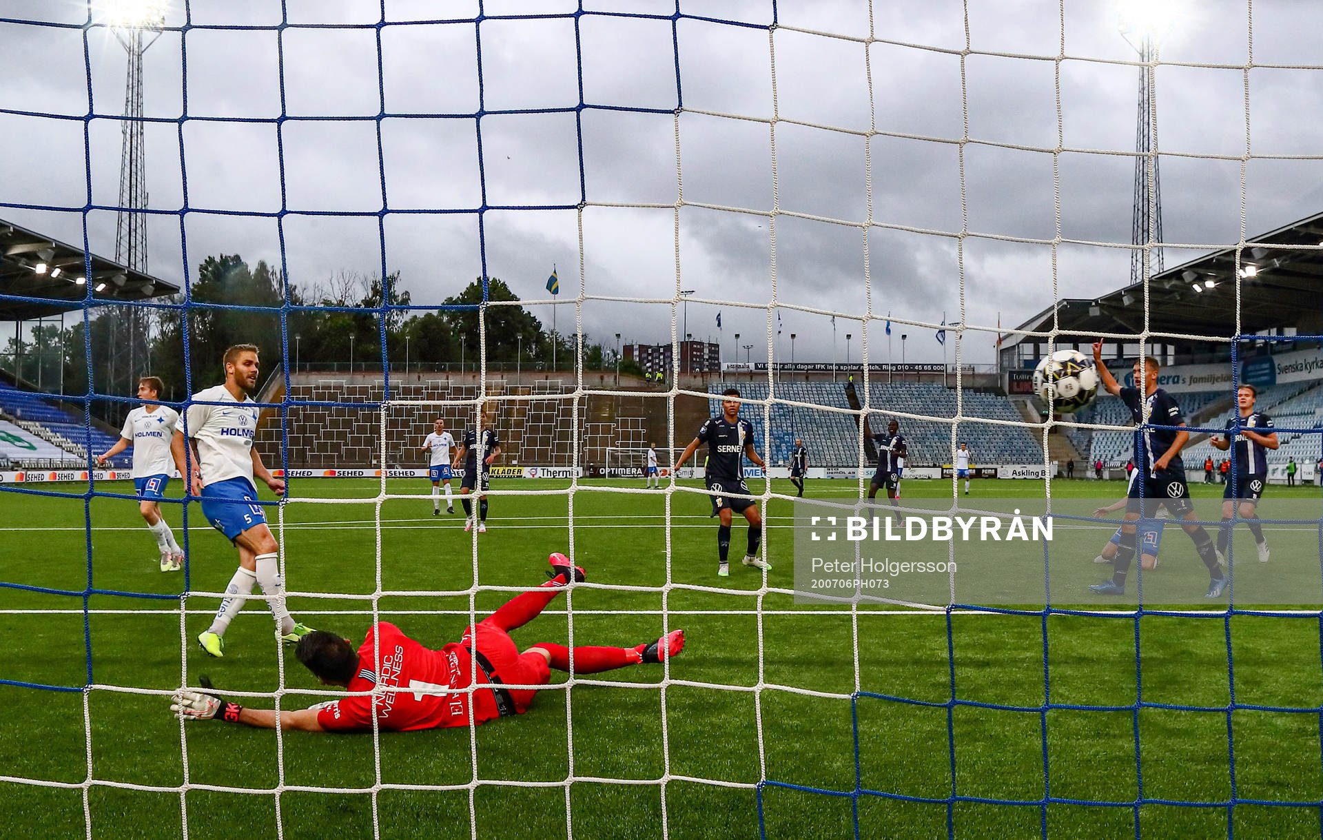 Bortdömt mål av IFK Norrköpings Christoffer Nyman förbi