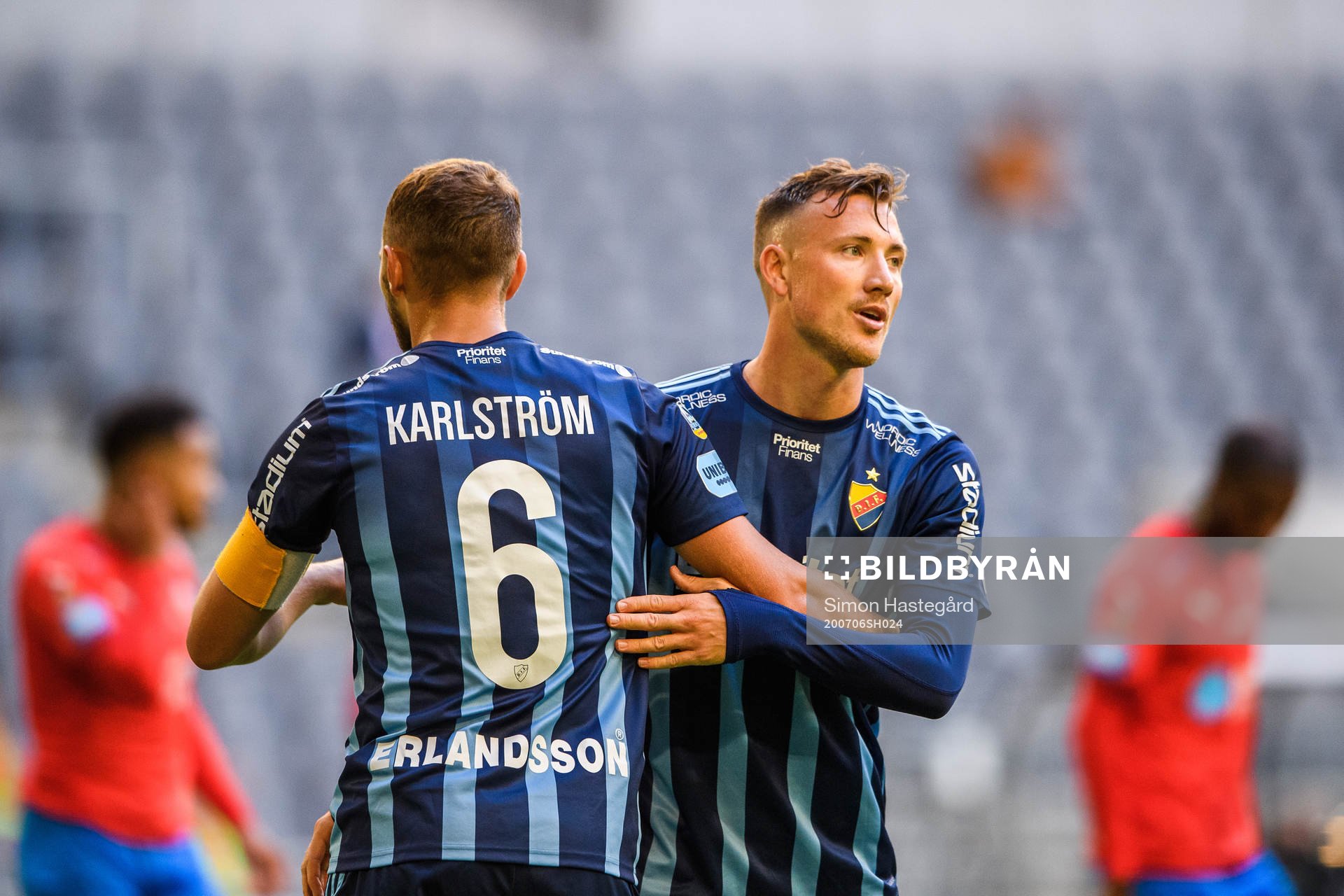 Djurgårdens Jesper Karlström och Fredrik Ulvestad jublar