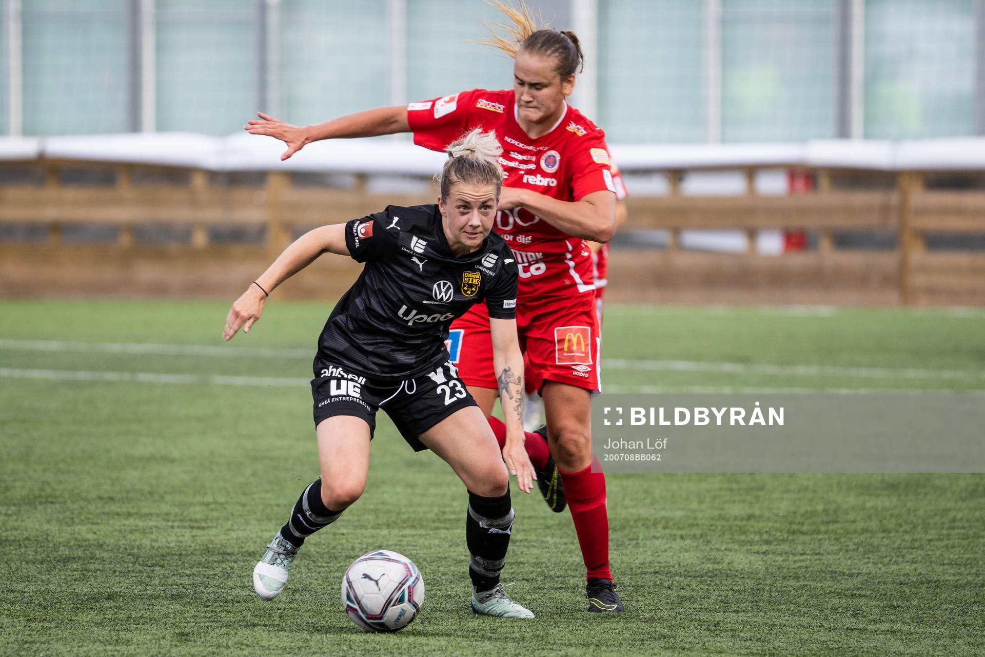 Umeås Emma Åberg-Zingmark och Örebros Elin Pikkujämsä