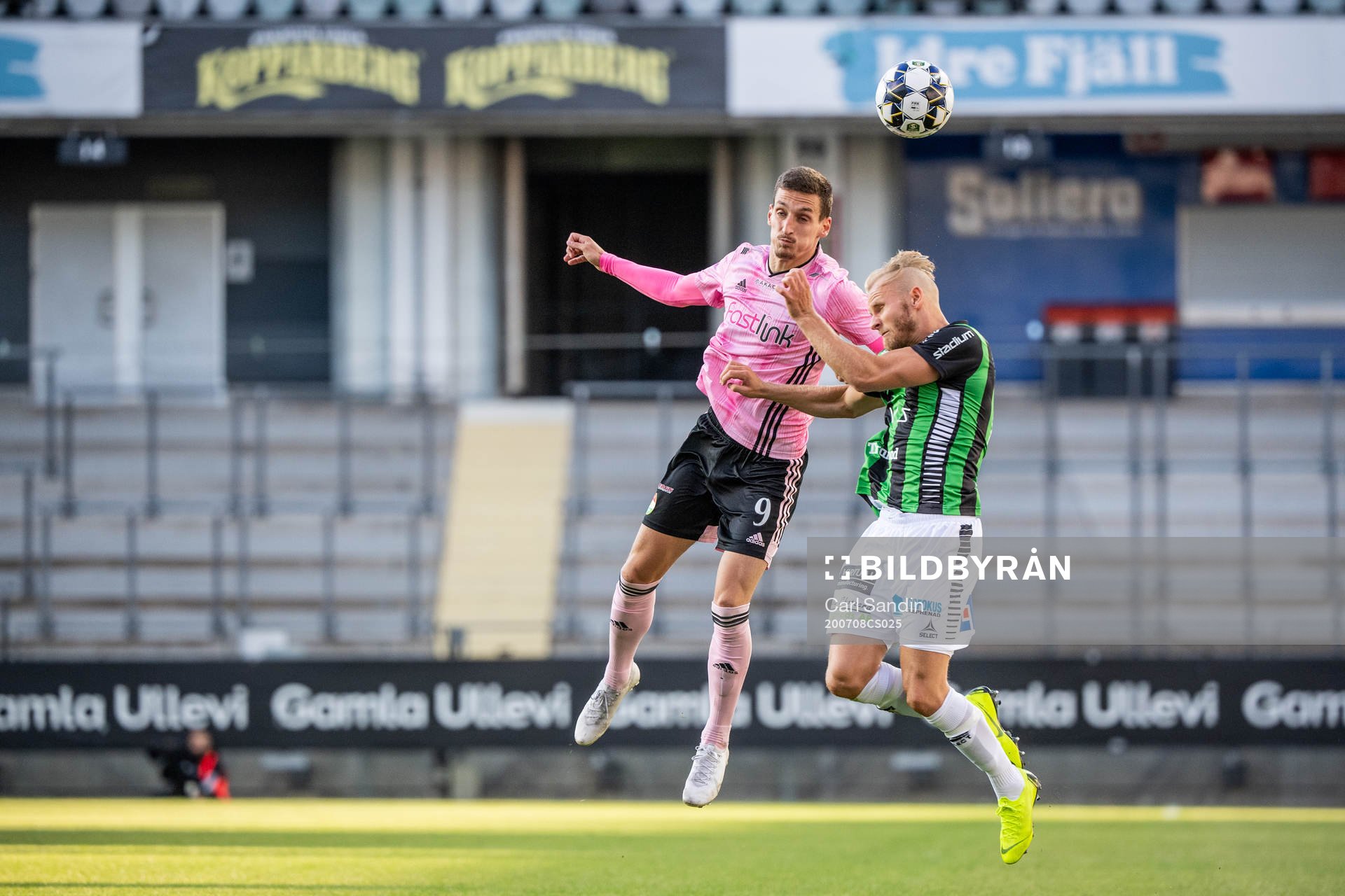 Dalkurds Arian Kabashi och GAIS Niklas Andersen