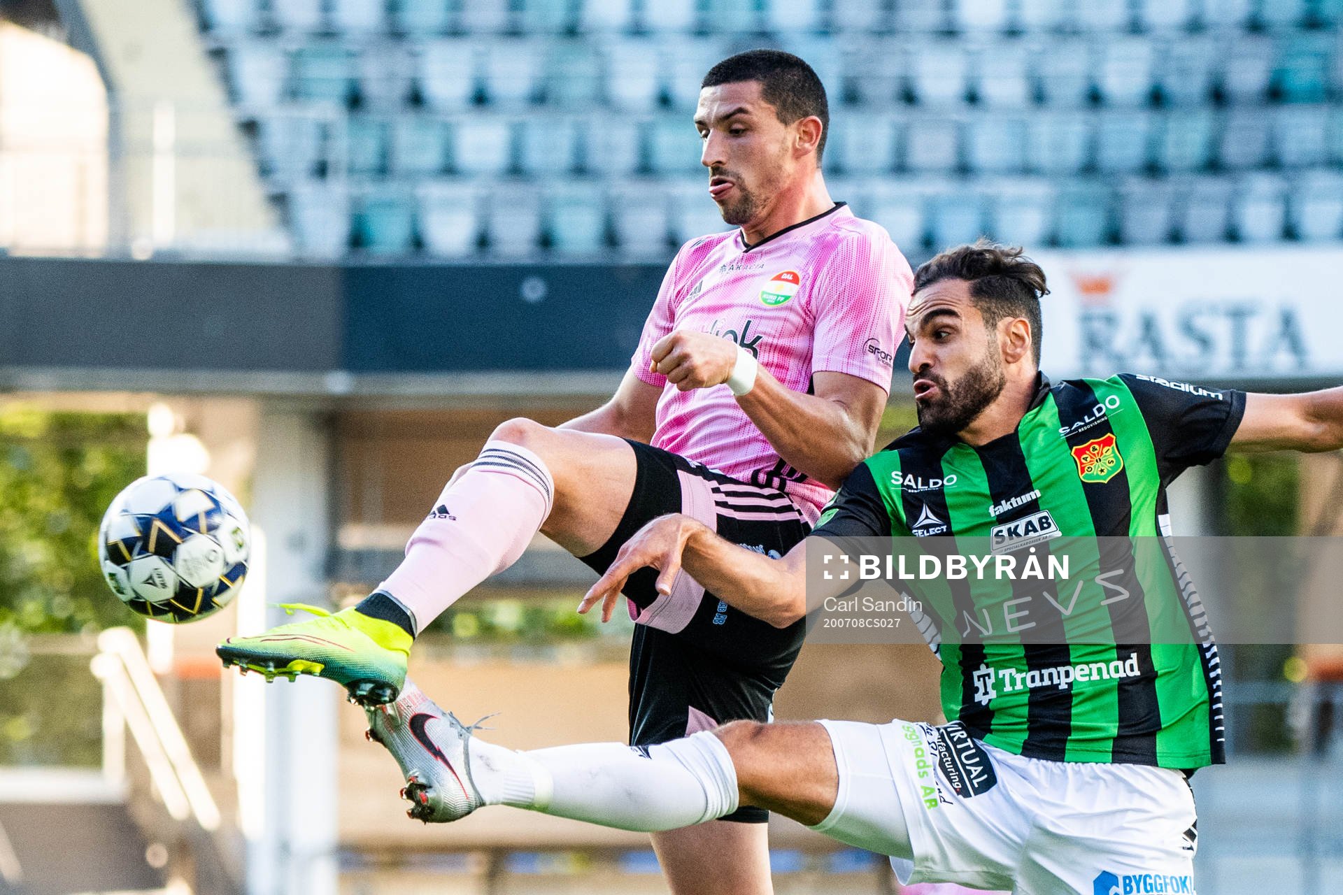 Dalkurds Irfan Jasarevic och GAIS Mervan Celik
