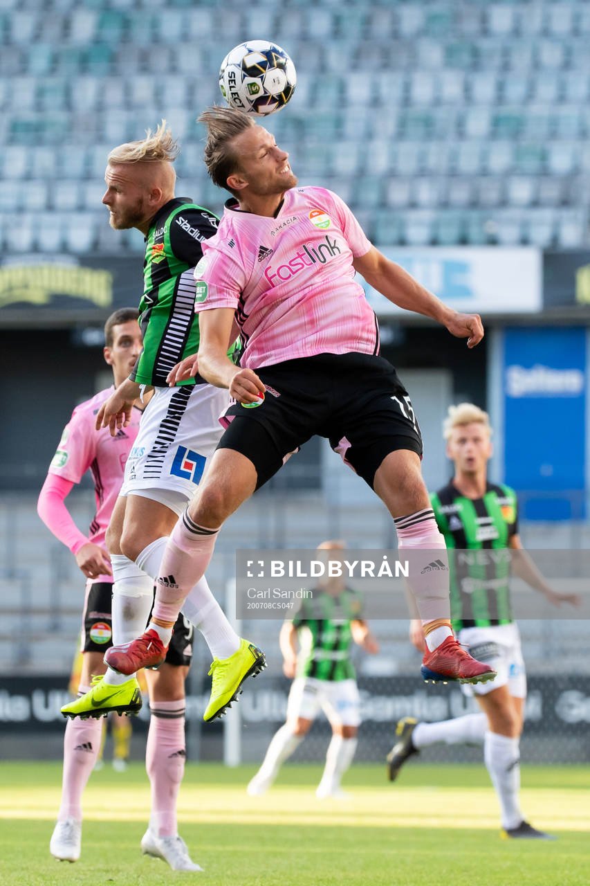 GAIS Niklas Andersen i nickduell med Dalkurds Daniel