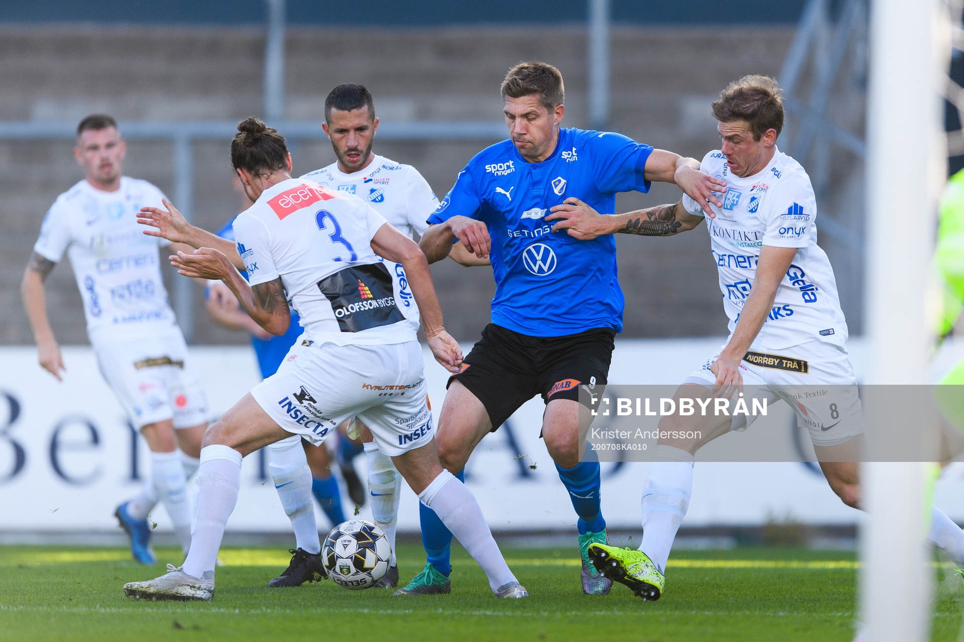 Halmstads Mikael Boman och Norrbys Nicklas Savolainen