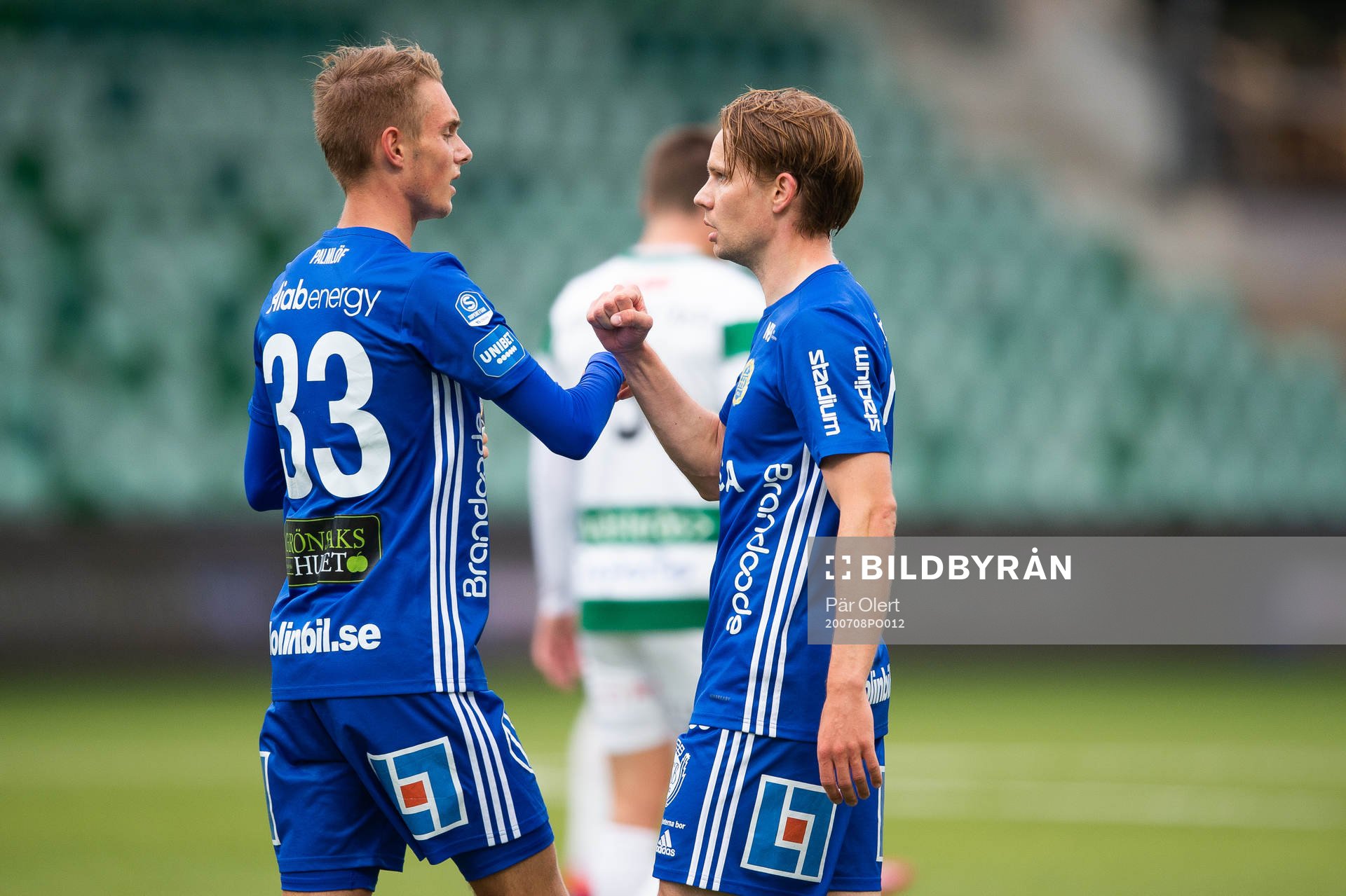 Sundsvalls Johan Blomberg och Albin Palmlöf jublar