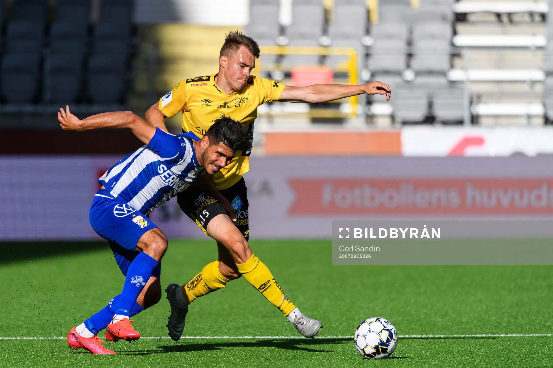 IFK Göteborgs Hosam Aiesh och Elfsborgs Leo Väisänen