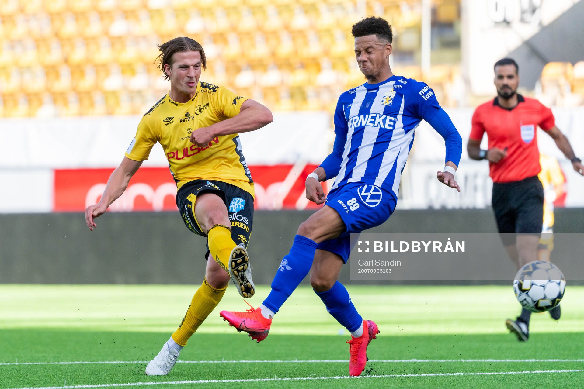 Elfsborgs Simon Olsson och IFK Göteborgs Tobias Sana