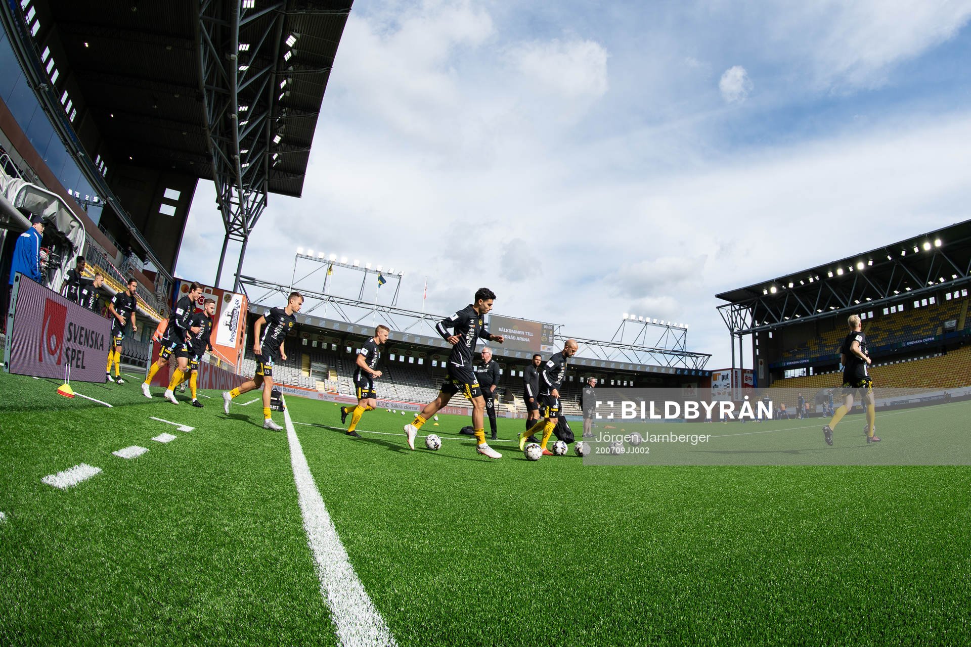 Elfsborgs spelare kommer ut till uppvärmning