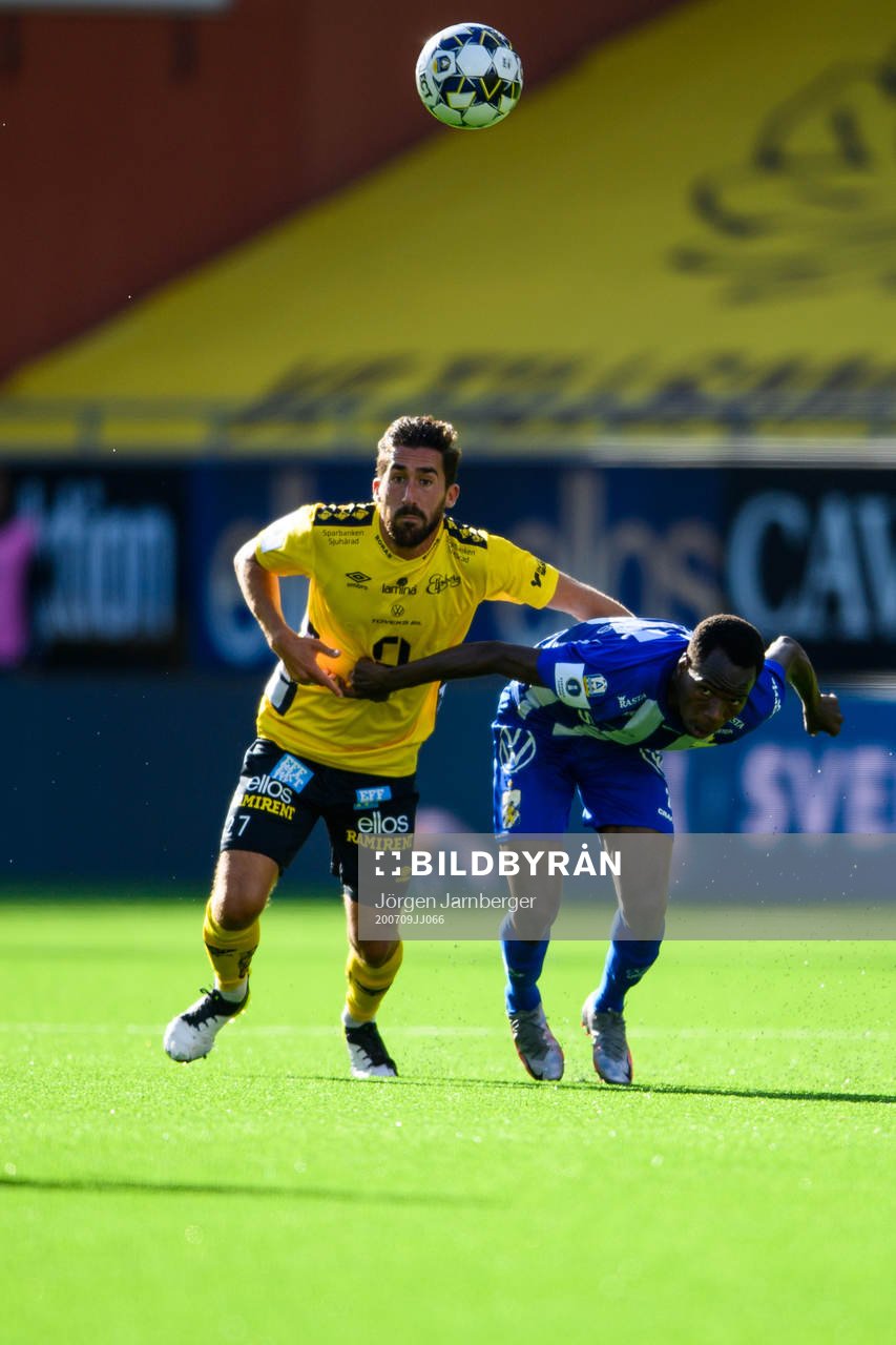 Elfsborgs Frederik Holst och IFK Göteborgs Alhassan Yusuf