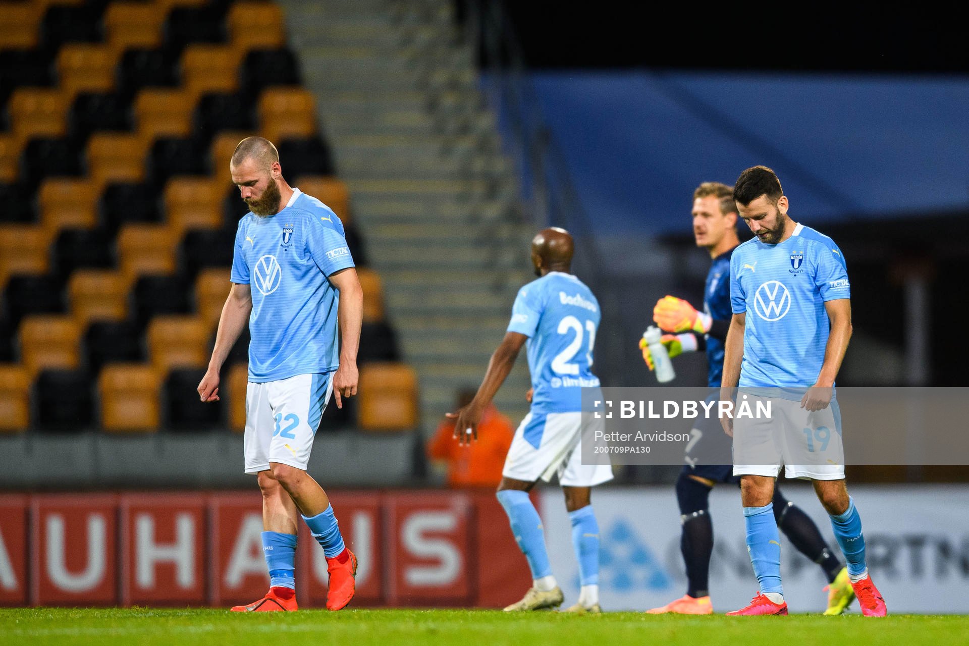 Malmö FFs Jo Inge Berget och Erdal Rakip deppar