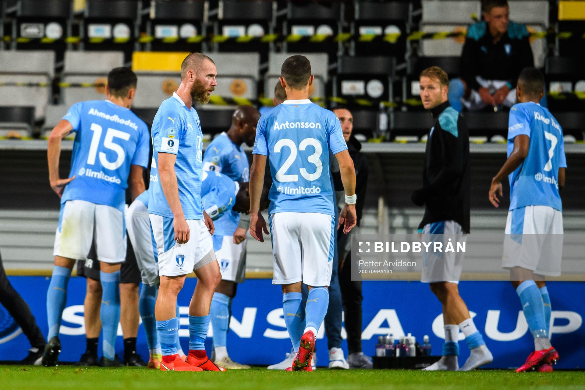Malmö FFs Jo Inge Berget deppar med lagkamrater