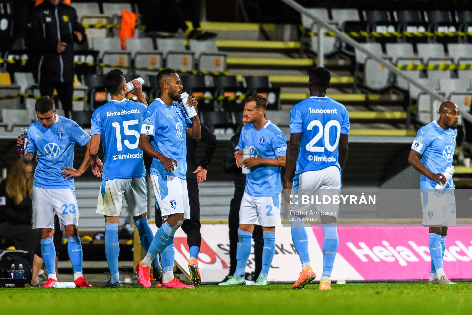 Malmö FFs Isaac Kiese Thelin deppar