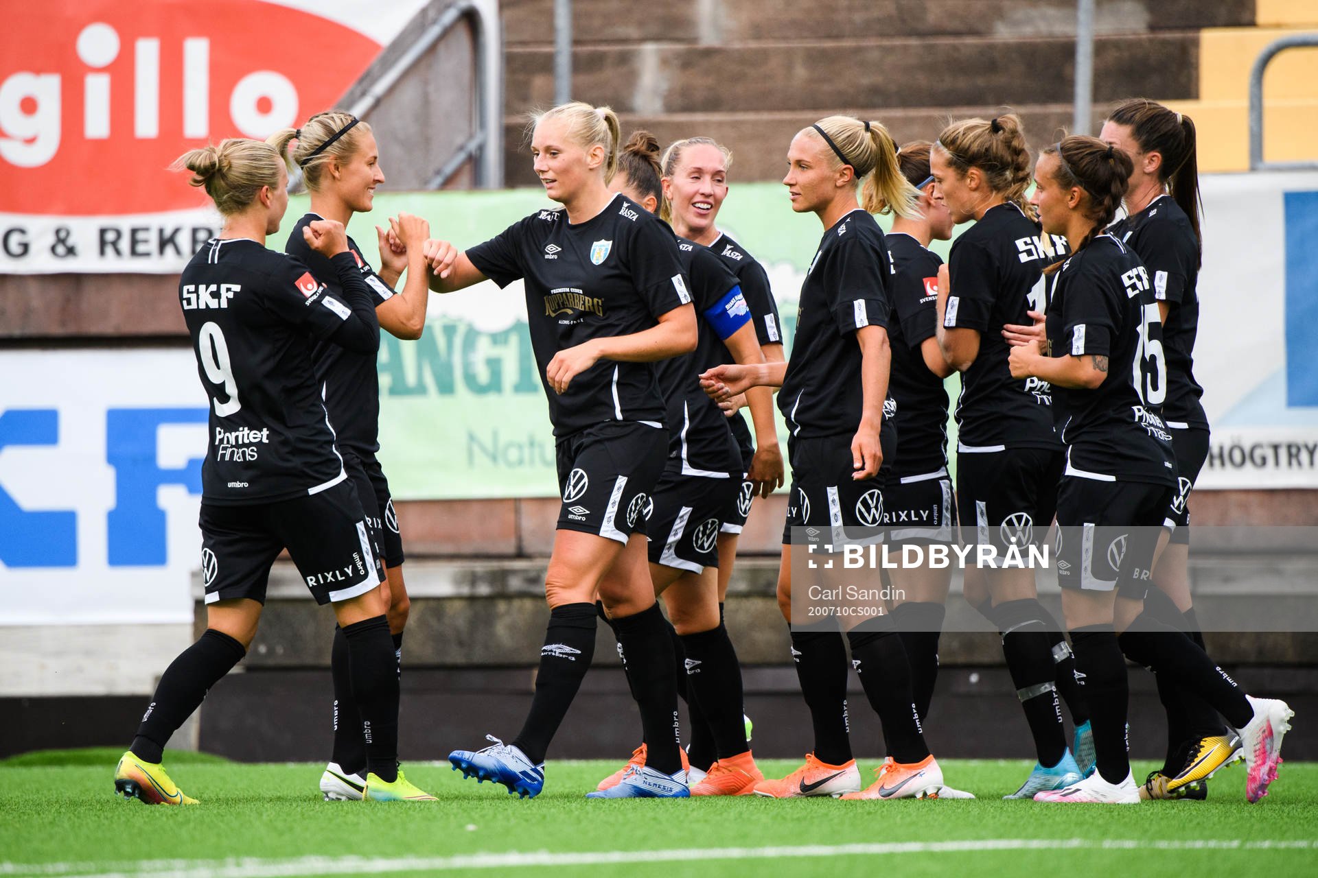 Göteborgs Stina Blackstenius jublar