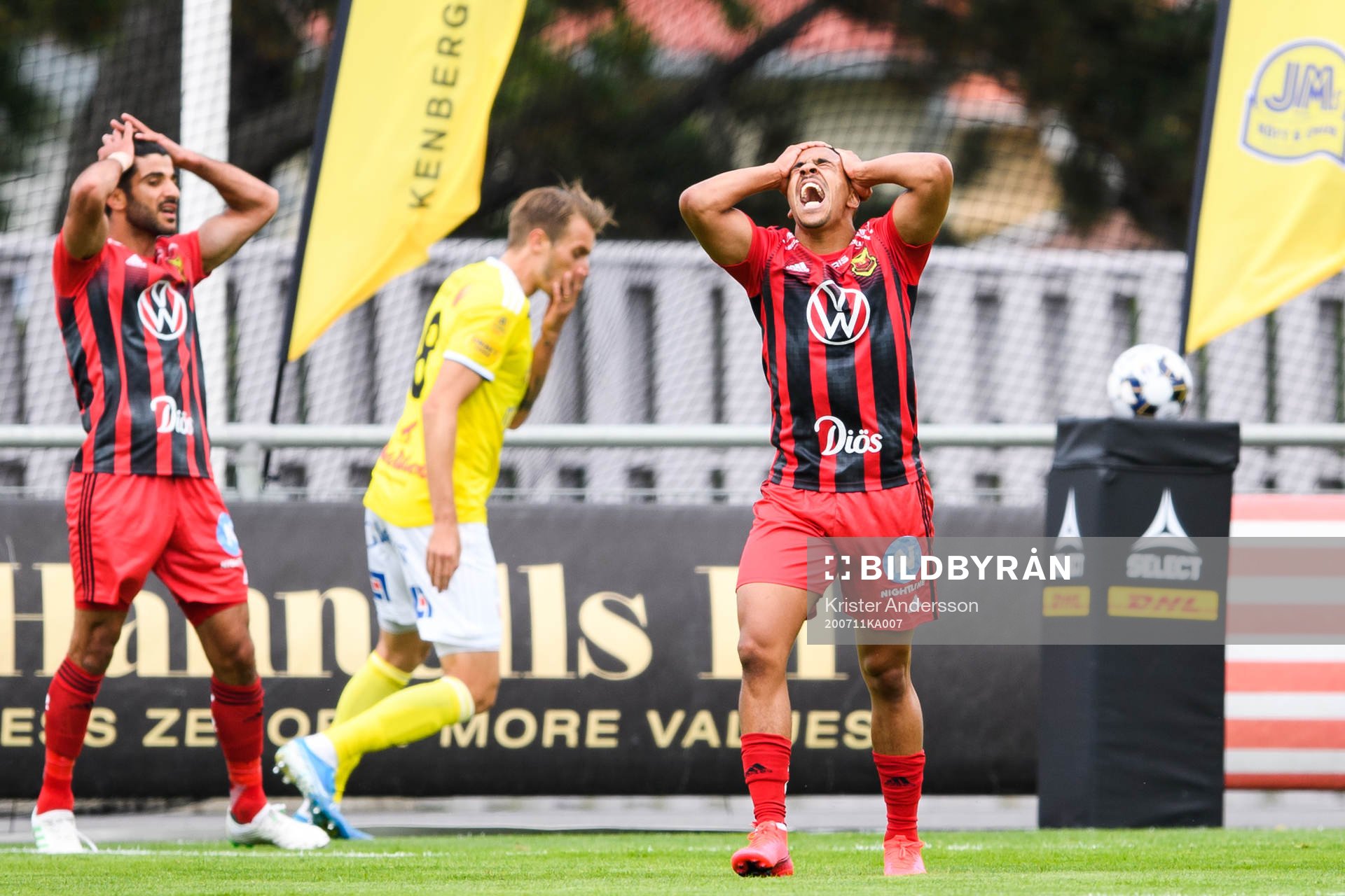Östersunds Marco Weymans deppar