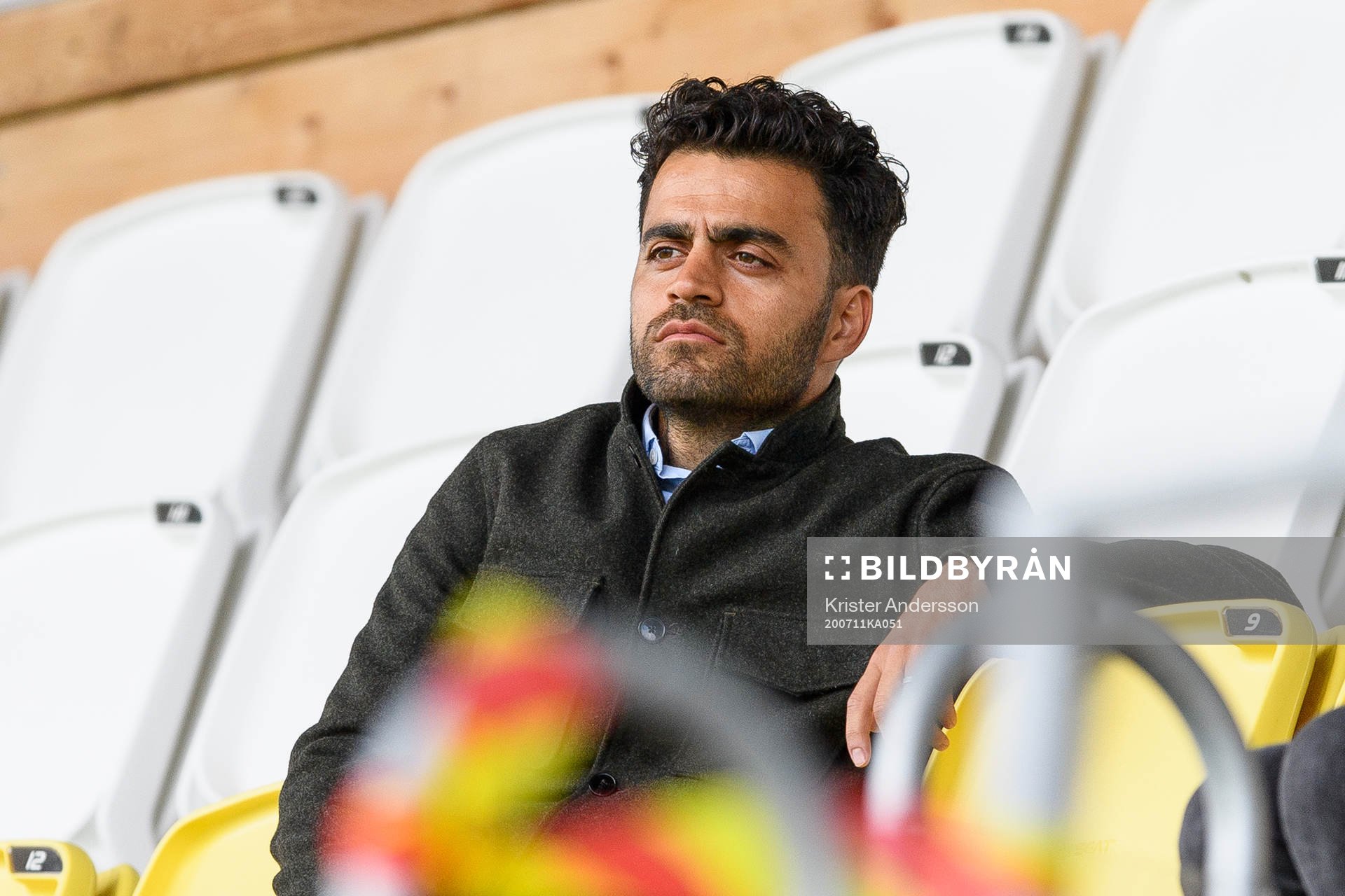 Amir Azrafshan på läktarplats