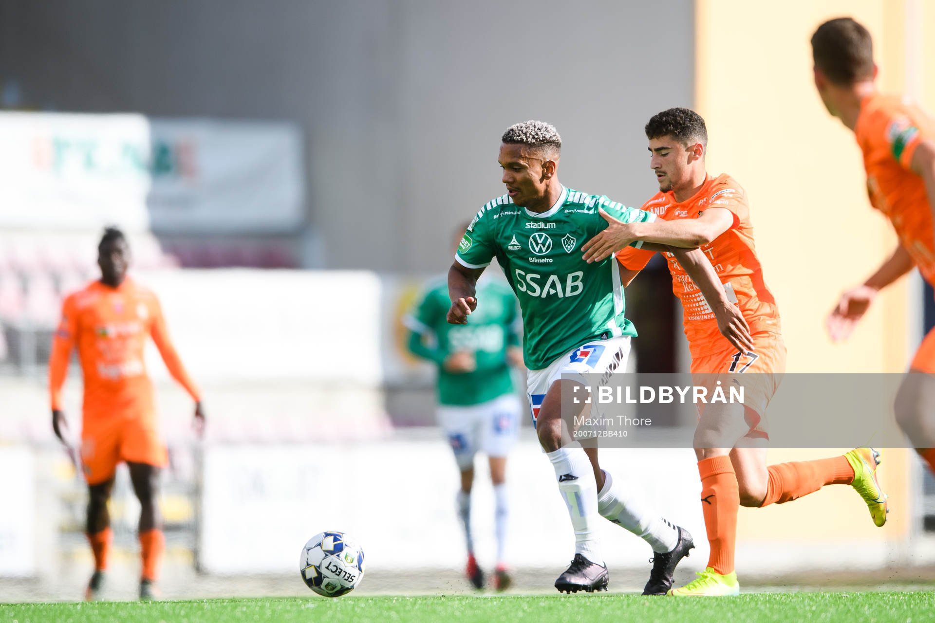 Brages Seth Kanteh Hellberg och AFC Eskilstunas Ismet