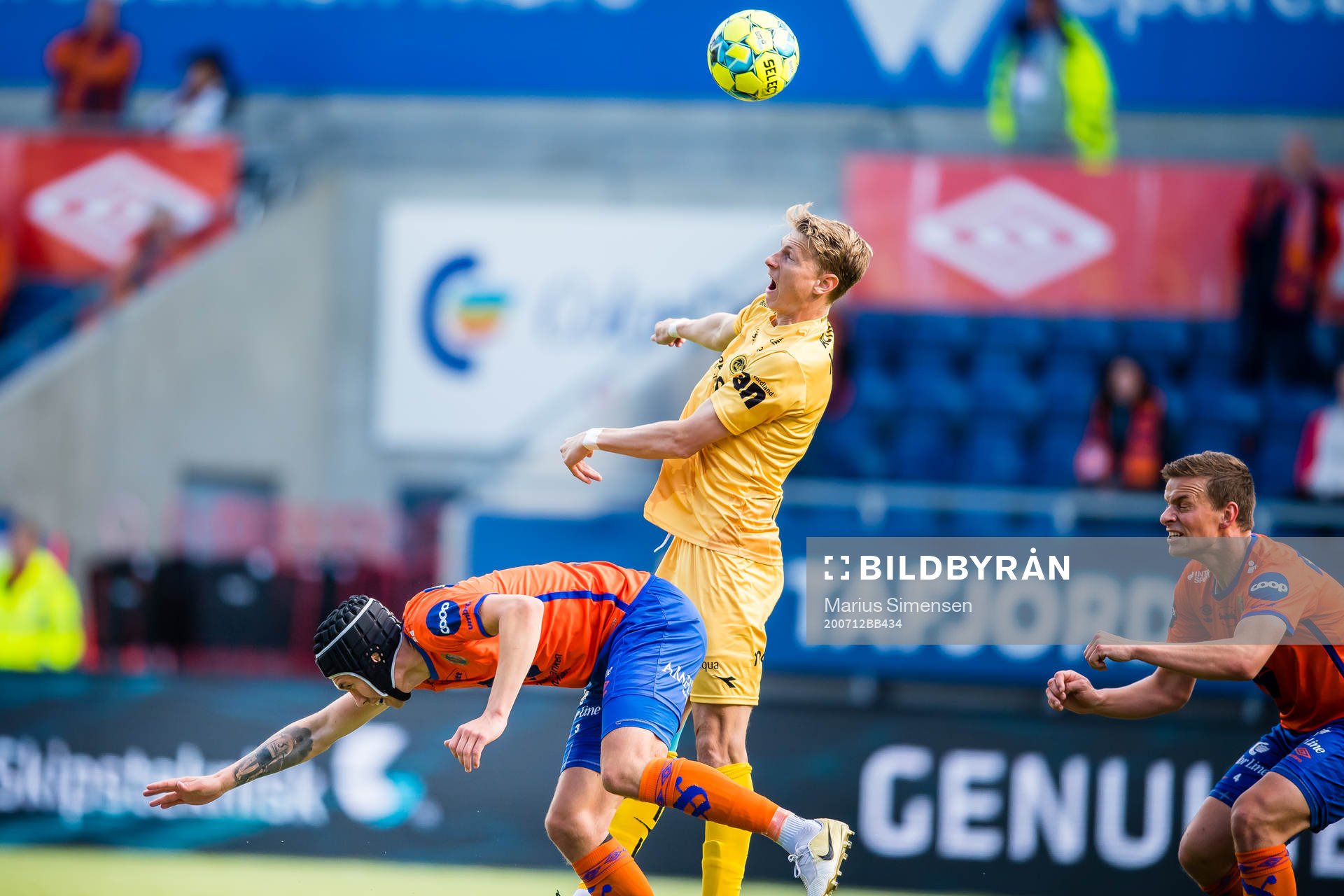 Daniel Leo Gretarsson Schmidt of Aalesund and Kasper Aalund