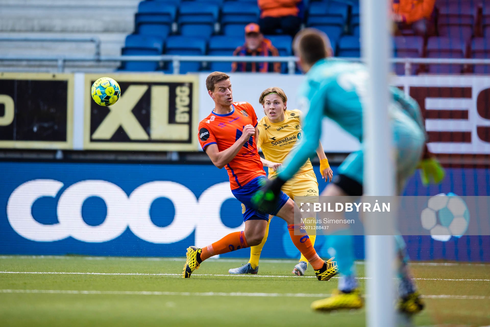 Jonas Grønner of Aalesund and Jens Petter Hauge of
