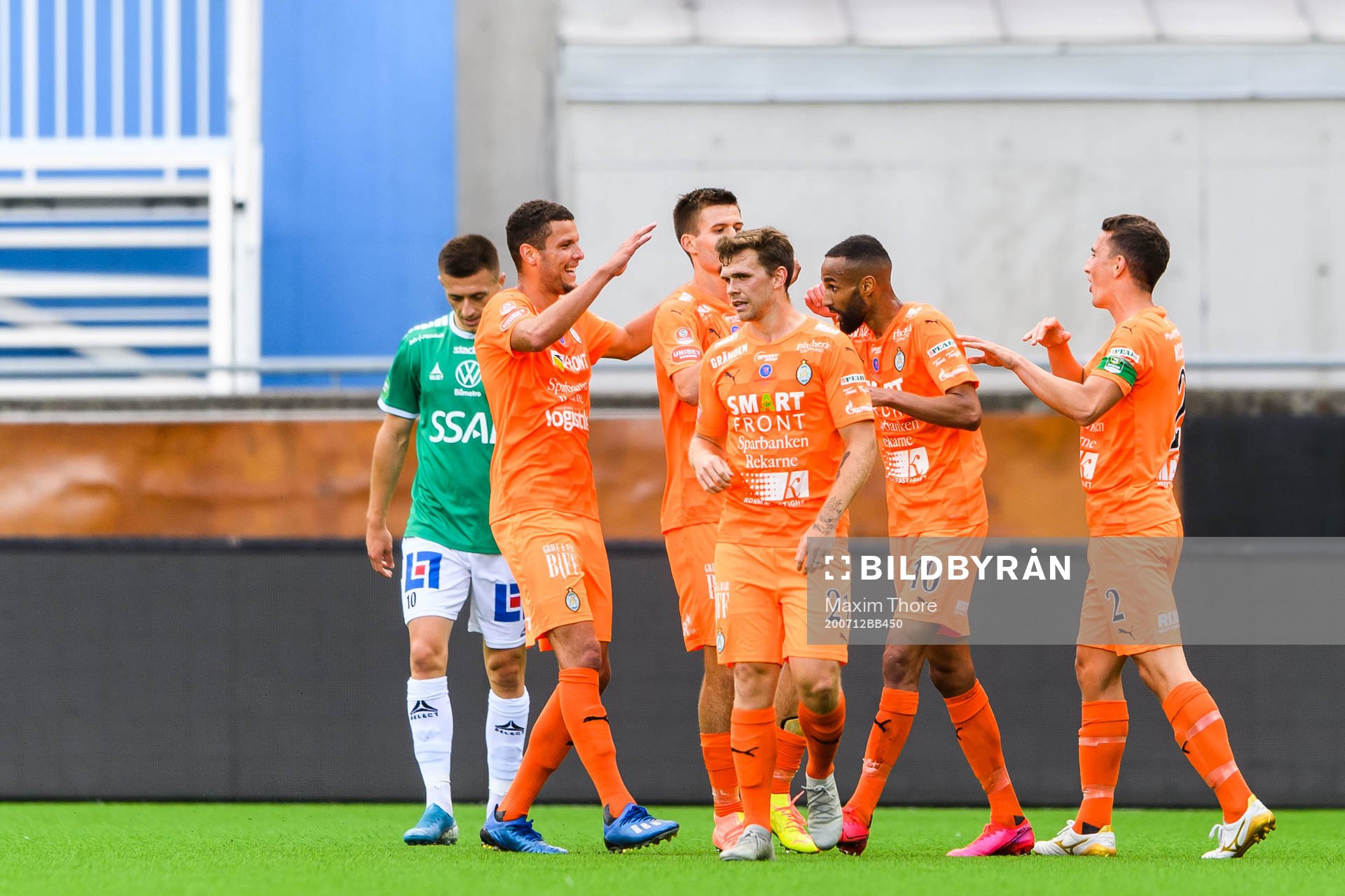 AFC Eskilstunas Ferid Ali jublar med lagkamrater