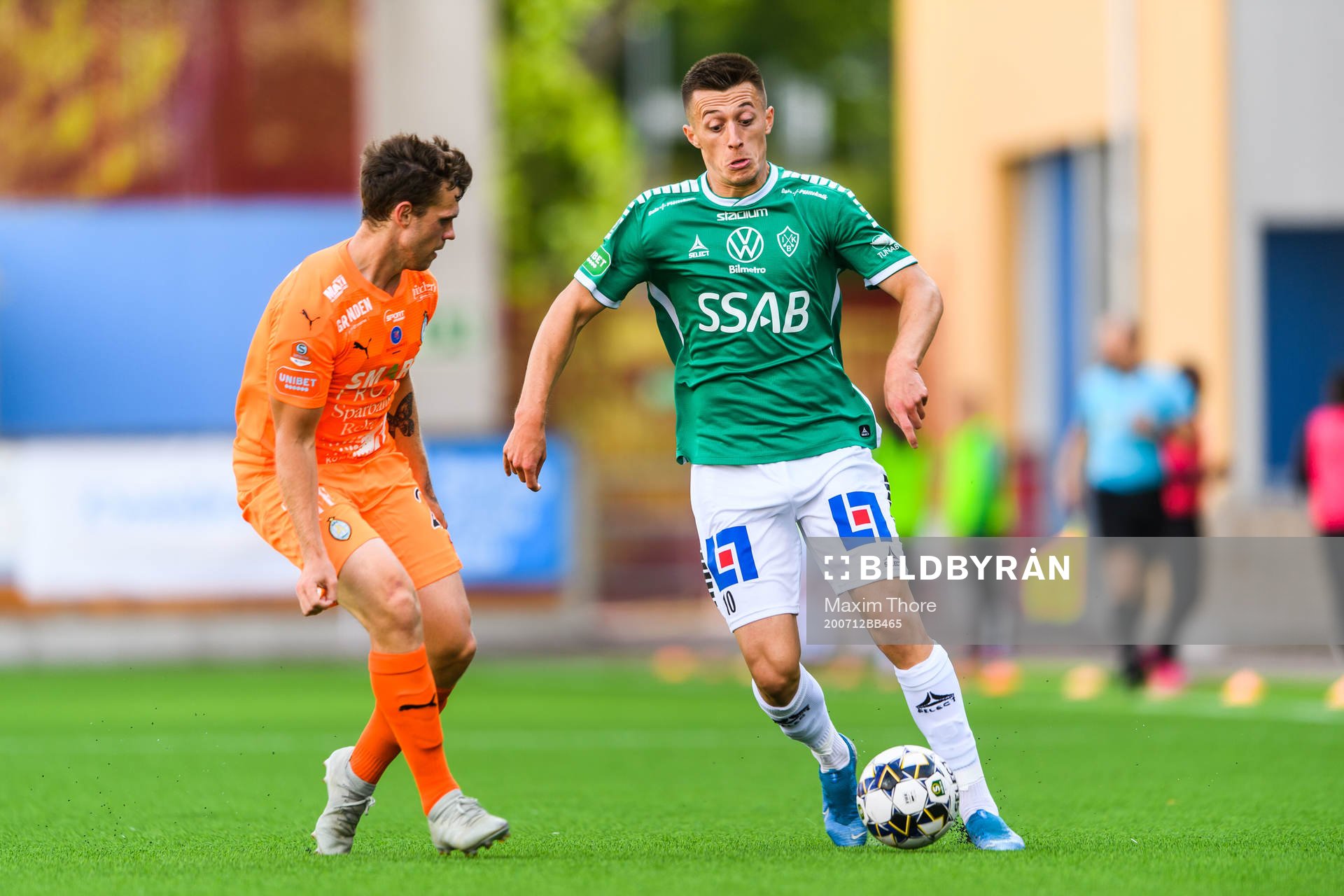 AFC Eskilstunas Adnan Kojic och Brages Leonard Pllana