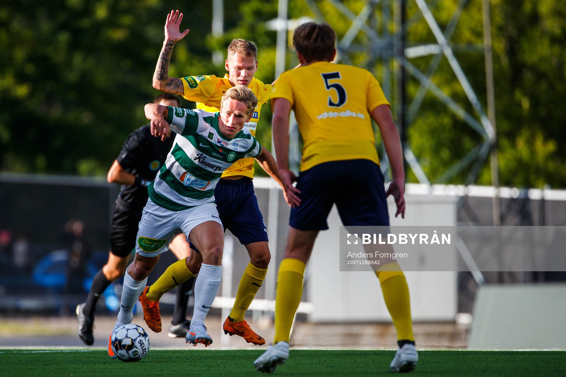 Västerås Douglas Karlberg och Ljungskiles Teodor Wålemark