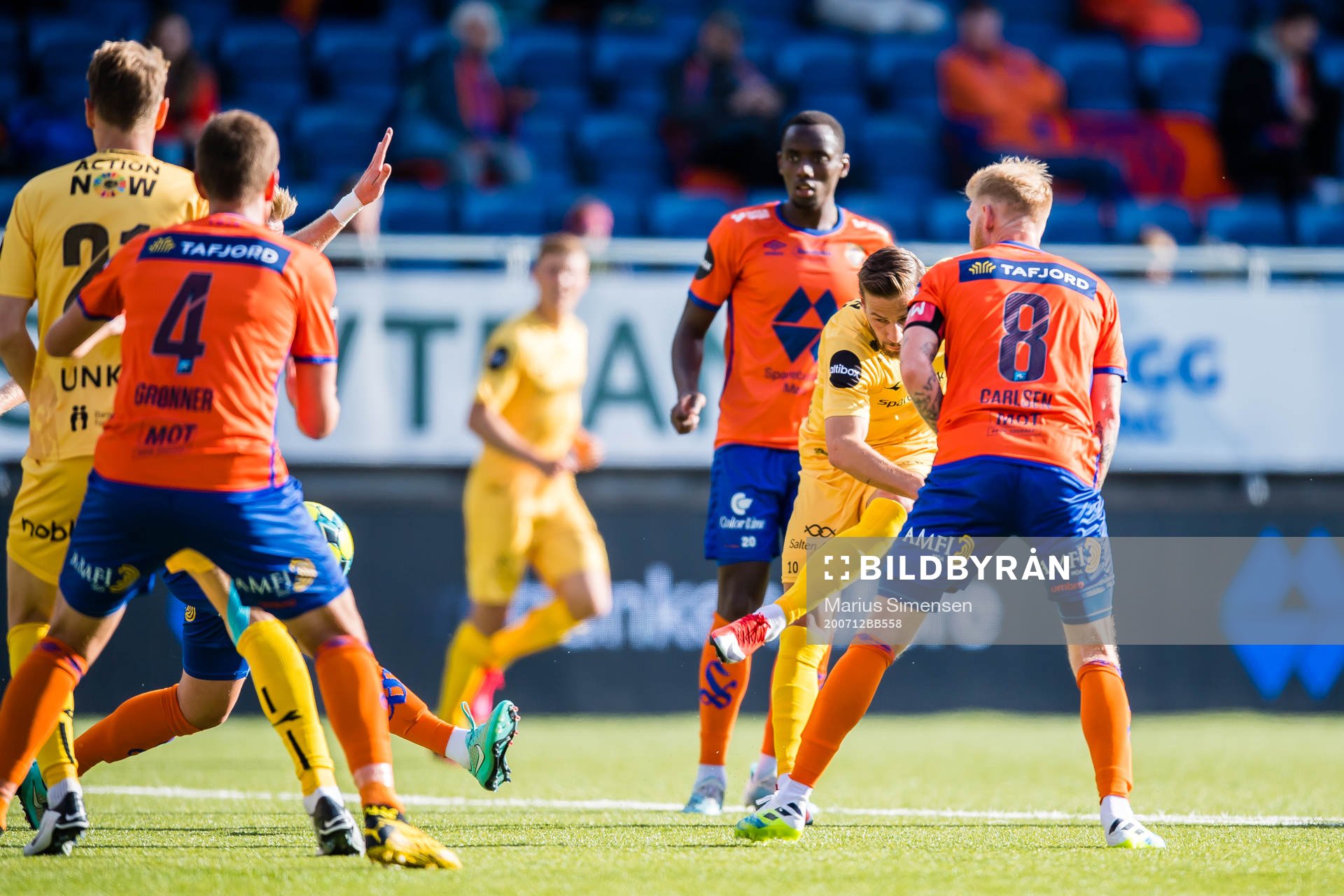 Philip Aksel Frigast Zinckernagel of Bodø/Glimt scores the