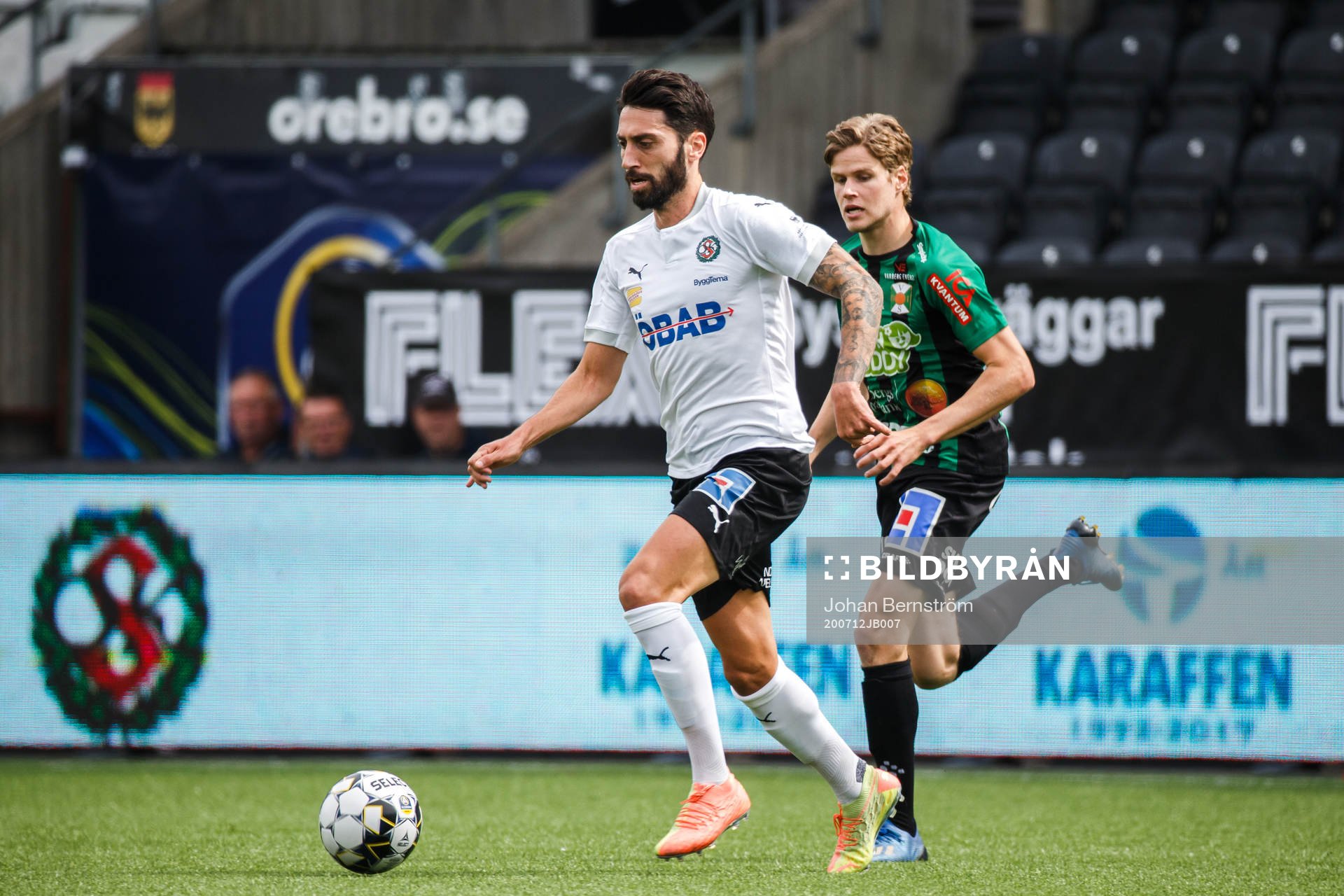 Örebros Nahir Besara och Varbergs Gustav Norlin