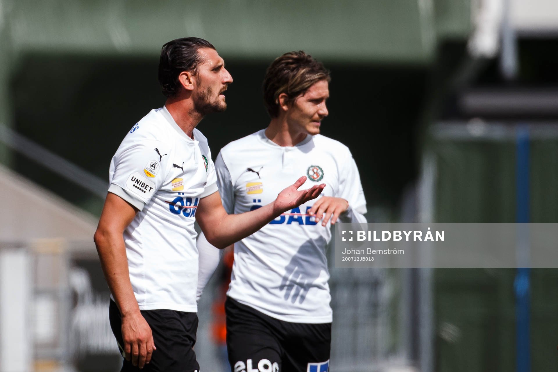 Örebros Agon Mehmeti och Robin Book