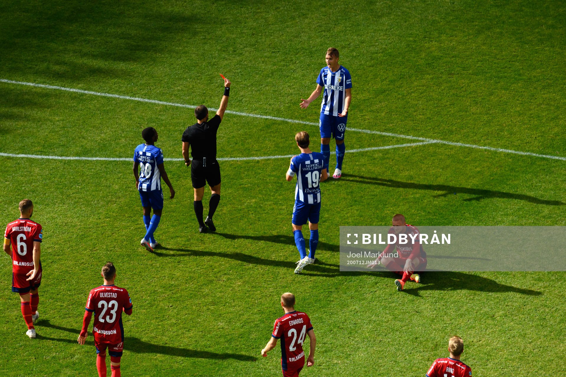 IFK Göteborgs Jesper Tolinsson får rött kort