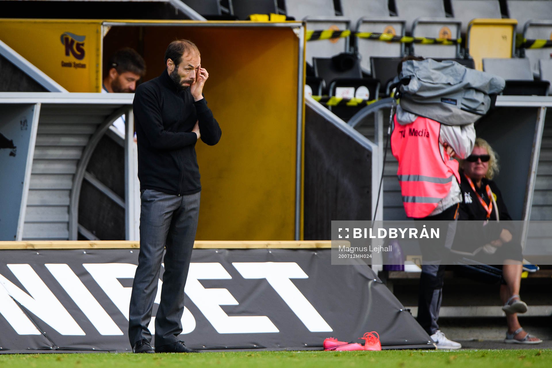 Häckens tränare Andreas Alm deppar