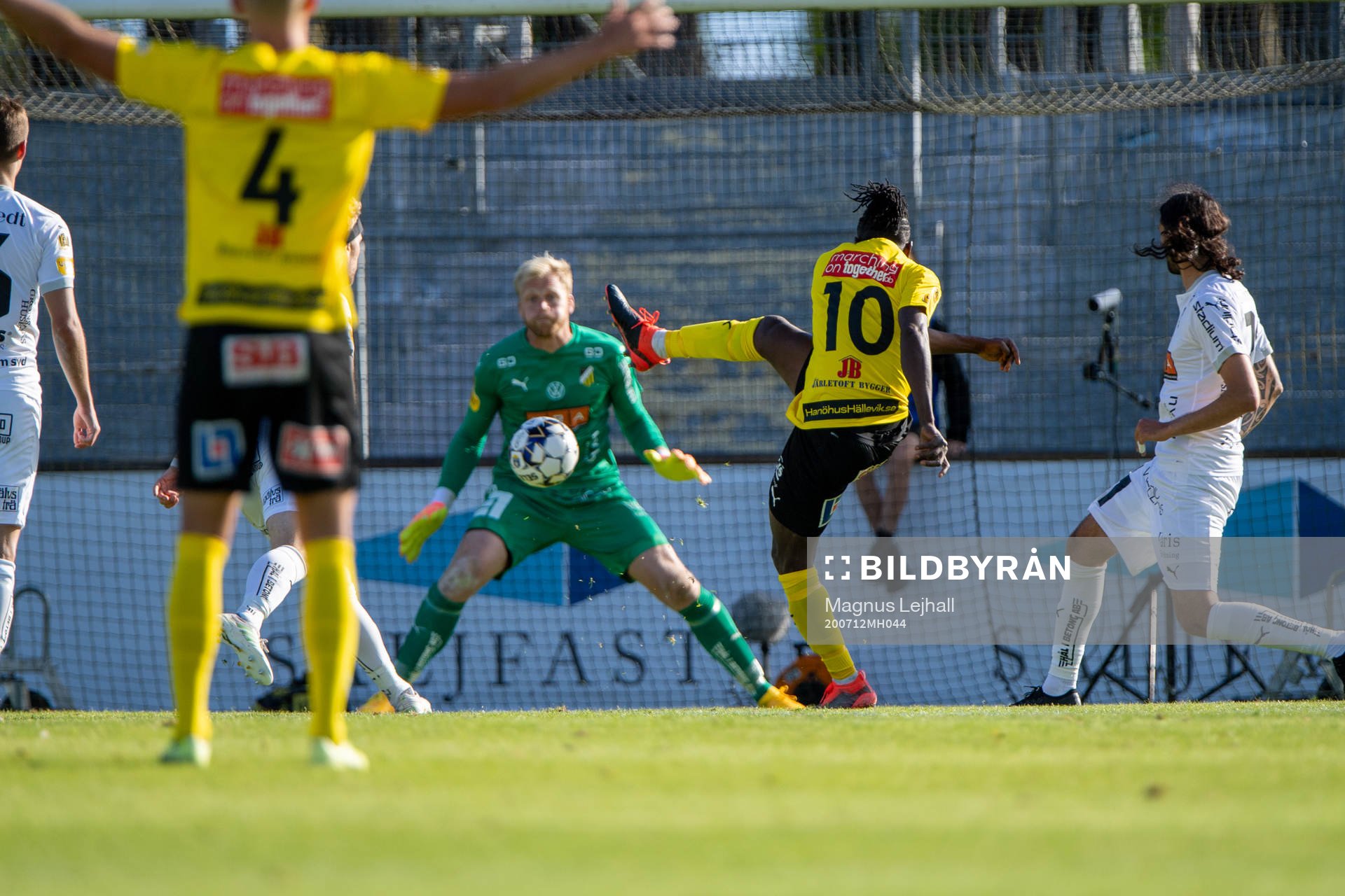 Mjällbys Mamudu Moro  gör 3-0