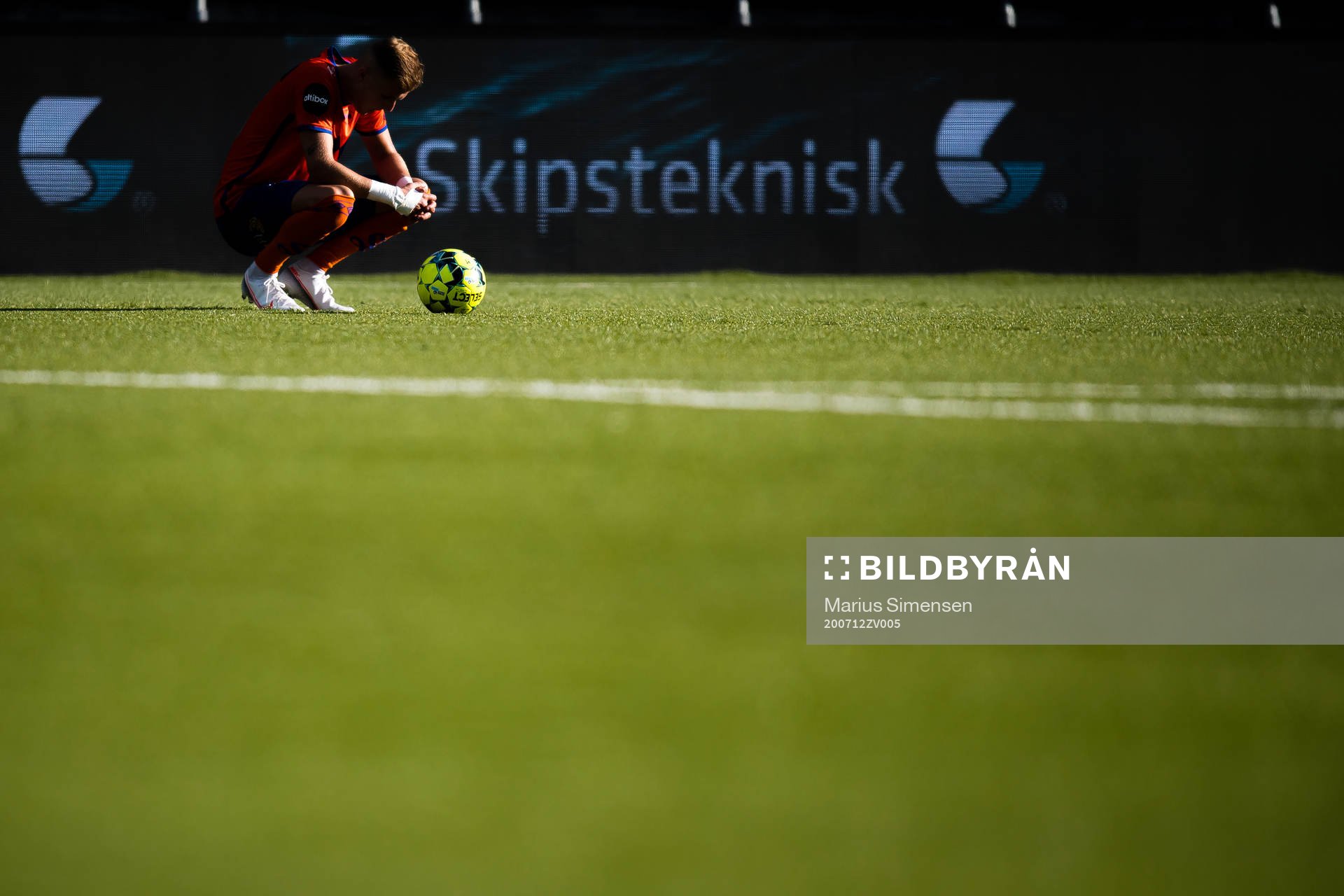 David Kristjan Olafsson of Aalesund looks dejected