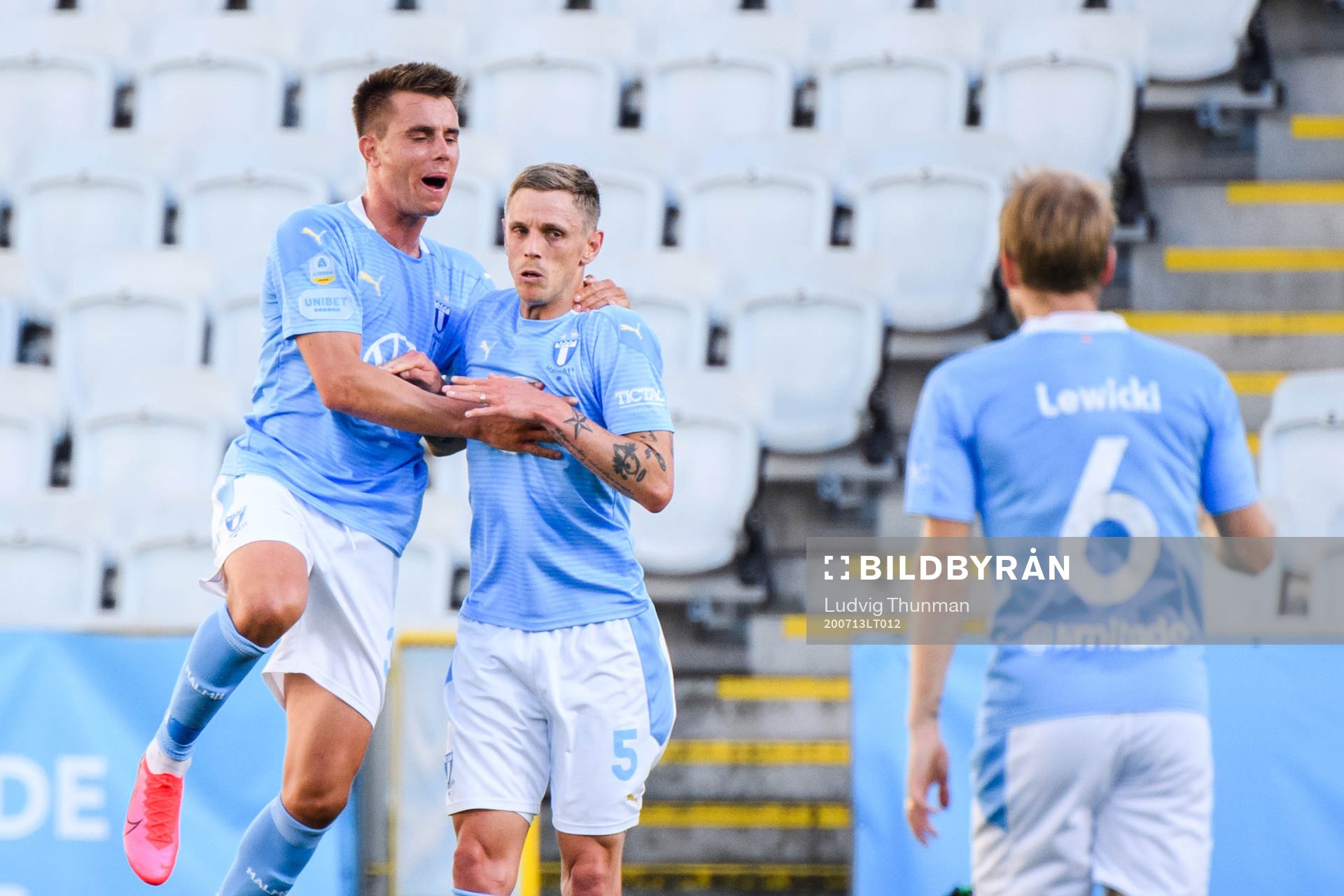 Malmö FFs Jonas Knudsen och Sören Rieks jublar