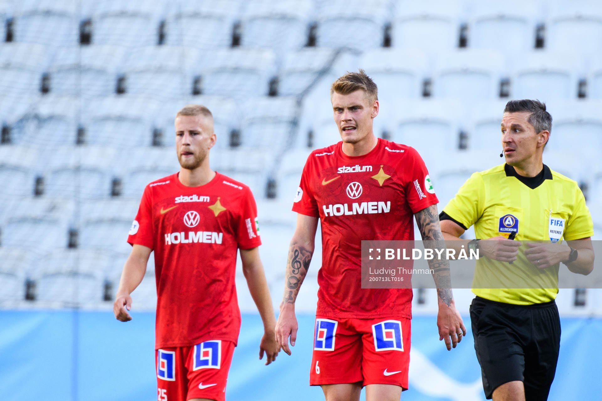 IFK Norrköpings Filip Dagerstål och Eric Smith deppar