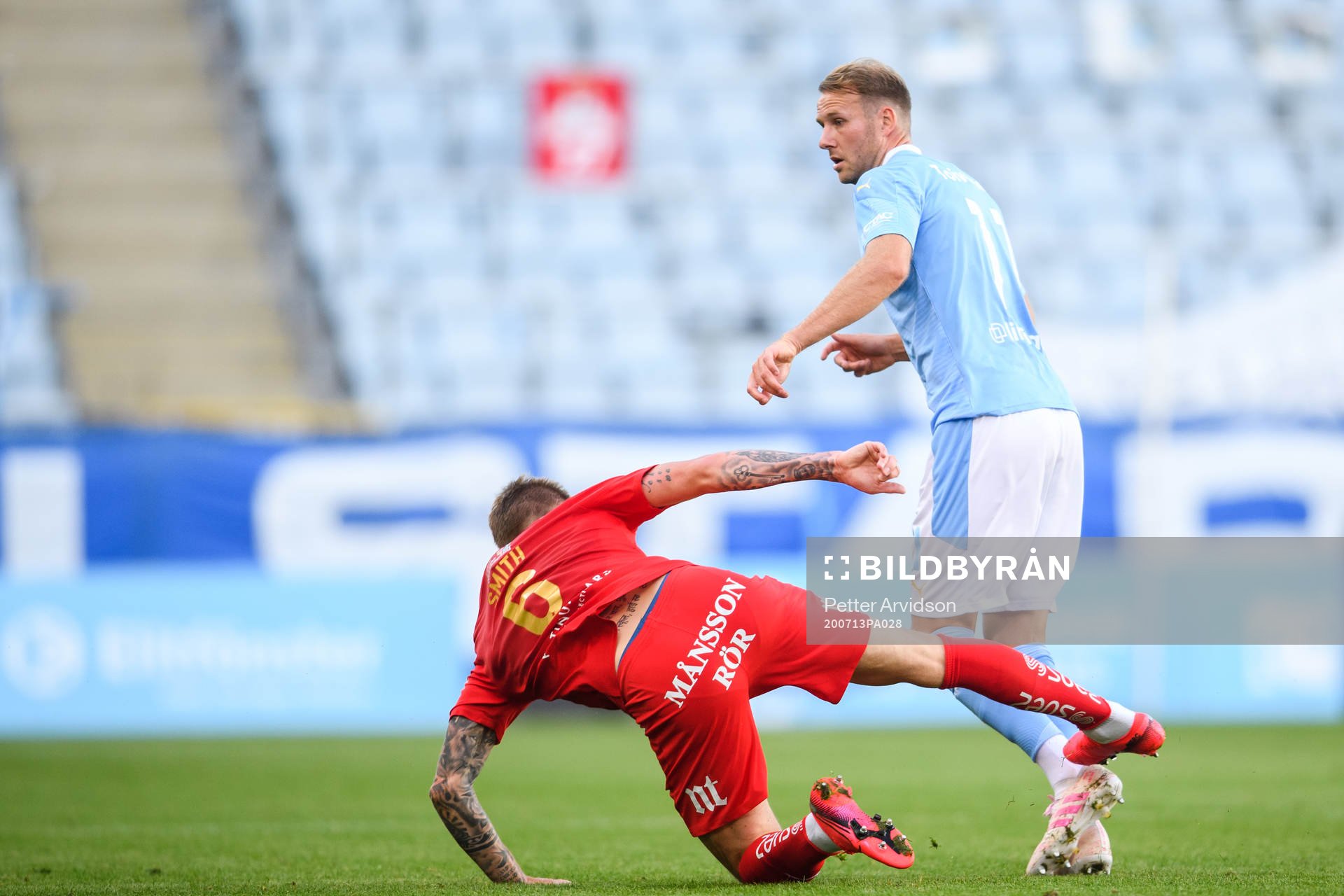 Malmö FFs Ola Toivonen och IFK Norrköpings Eric Smith