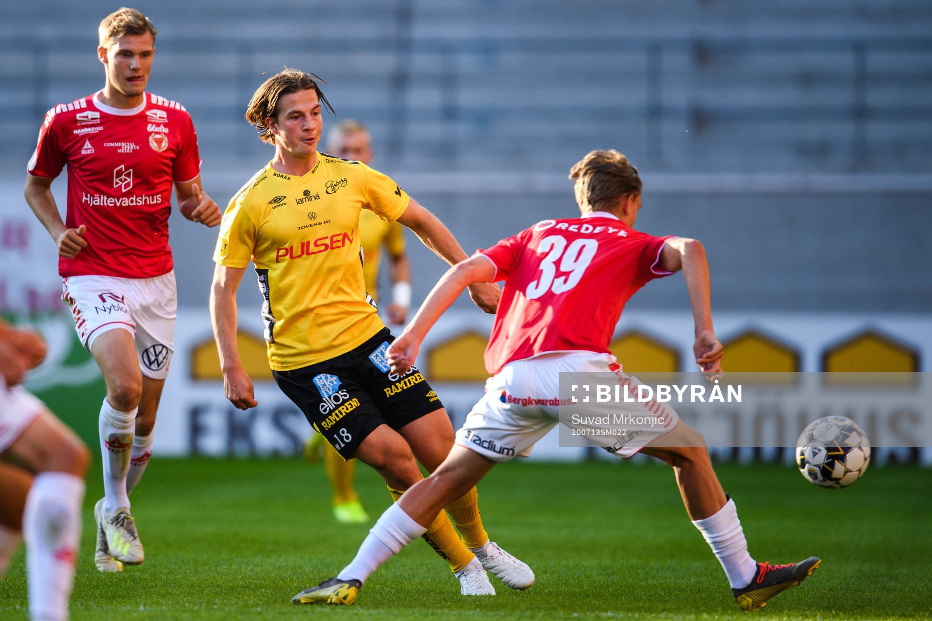 Elfsborgs Simon Olsson och Kalmars Isak Magnusson