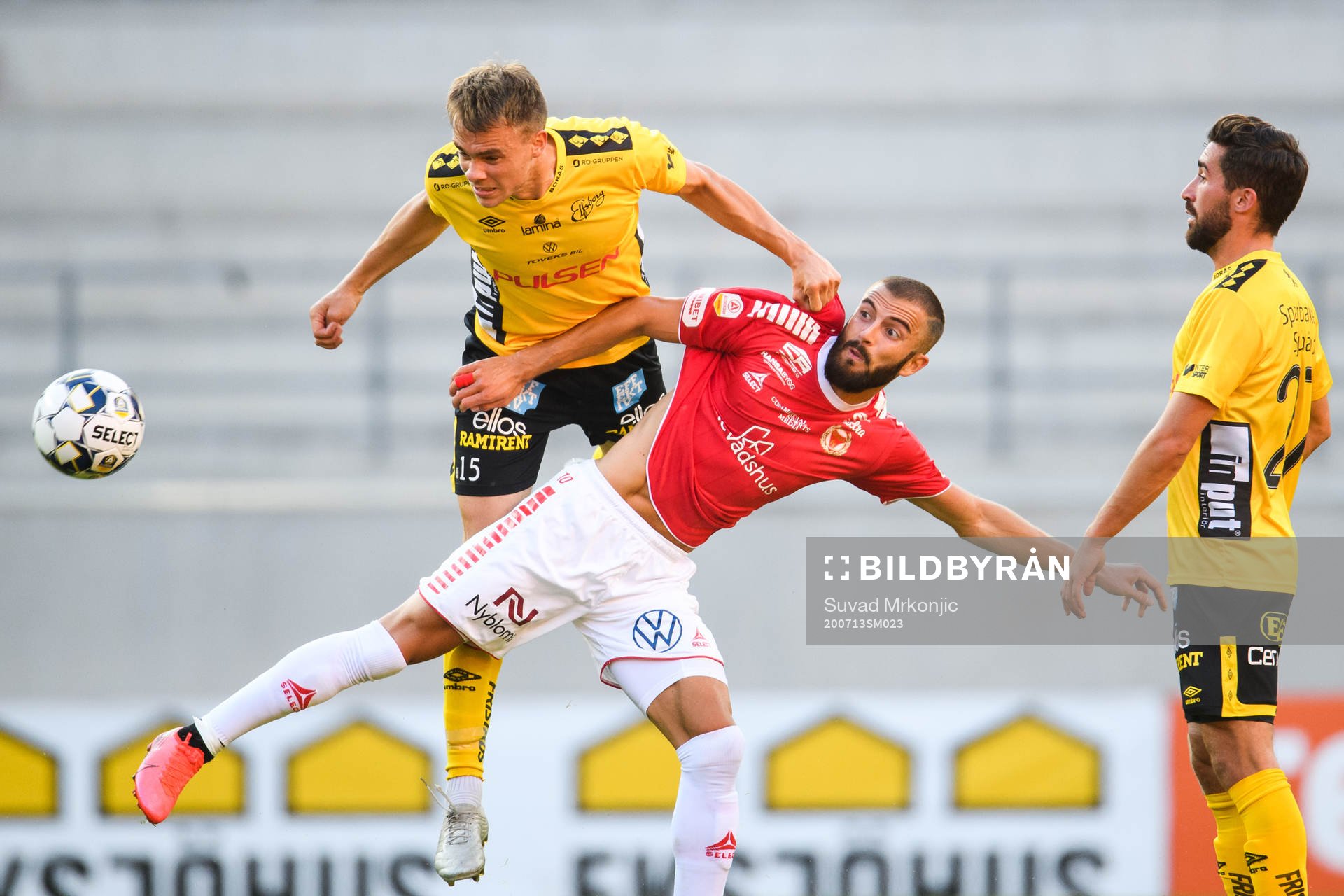 Kalmars Filip Sachpekidis och Elfsborgs Leo Väisänen