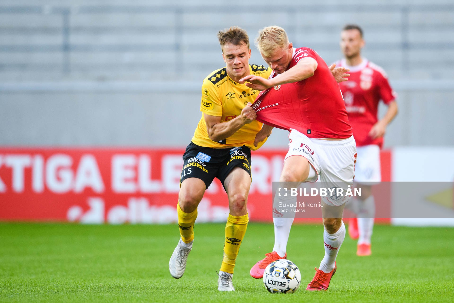 Elfsborgs Leo Väisänen och Kalmars Edvin Crona