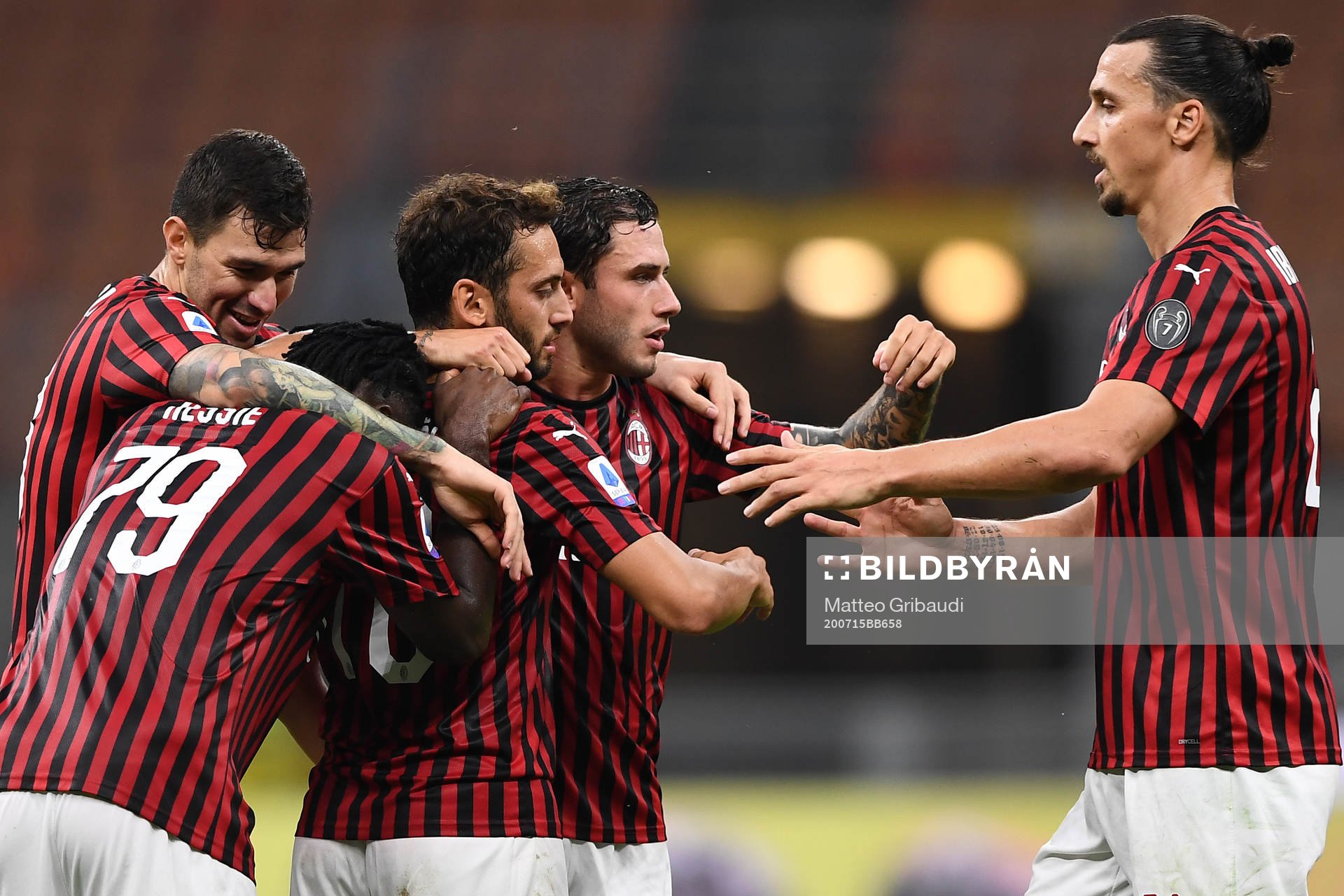 Zlatan Ibrahimovic of AC Milan celebrates with teammates during the Serie A match between AC Milan and Parma on July 15, 2020 in Milano.