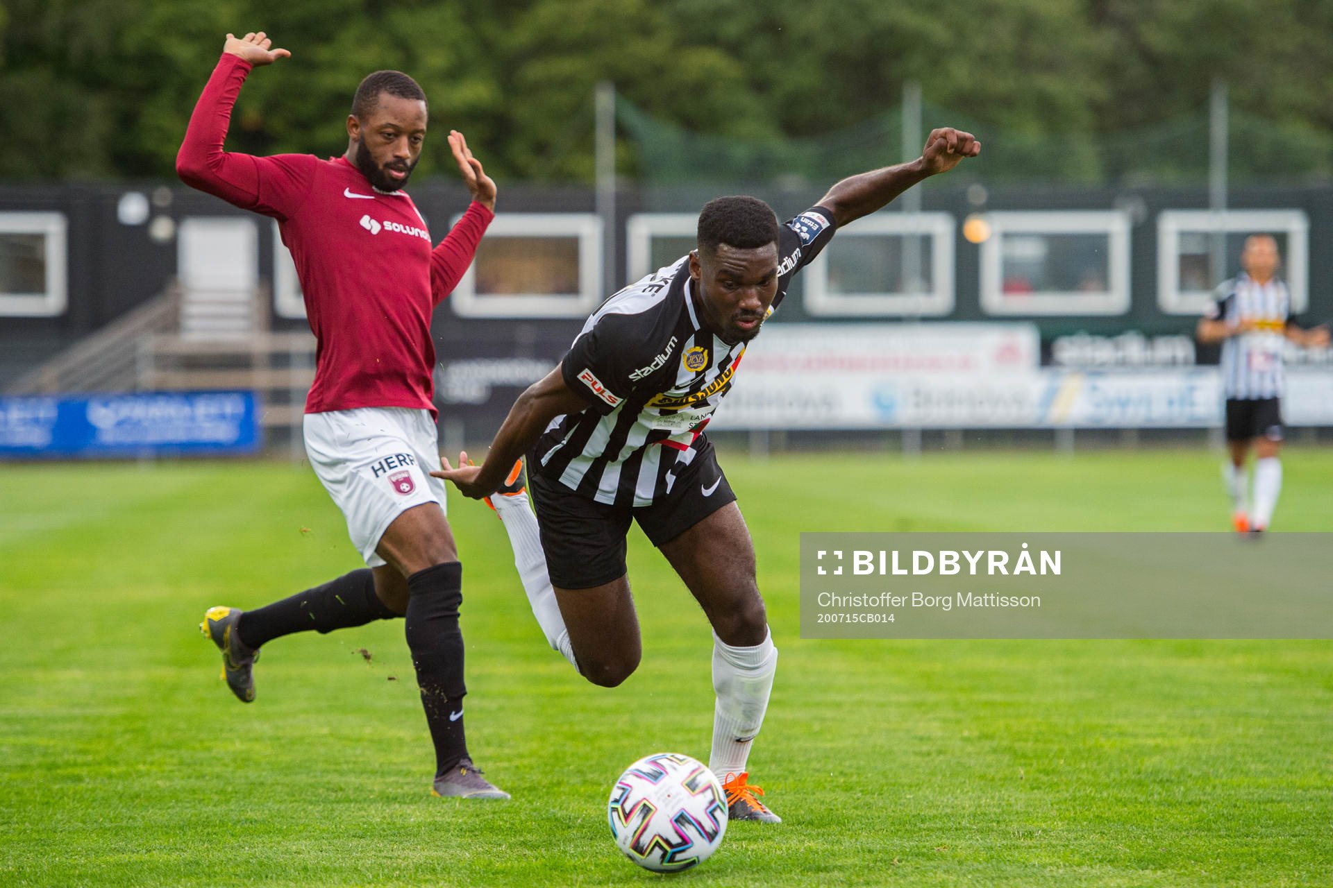 Qvidings Ibrahima Bah och Landskronas Patrick Nwadike