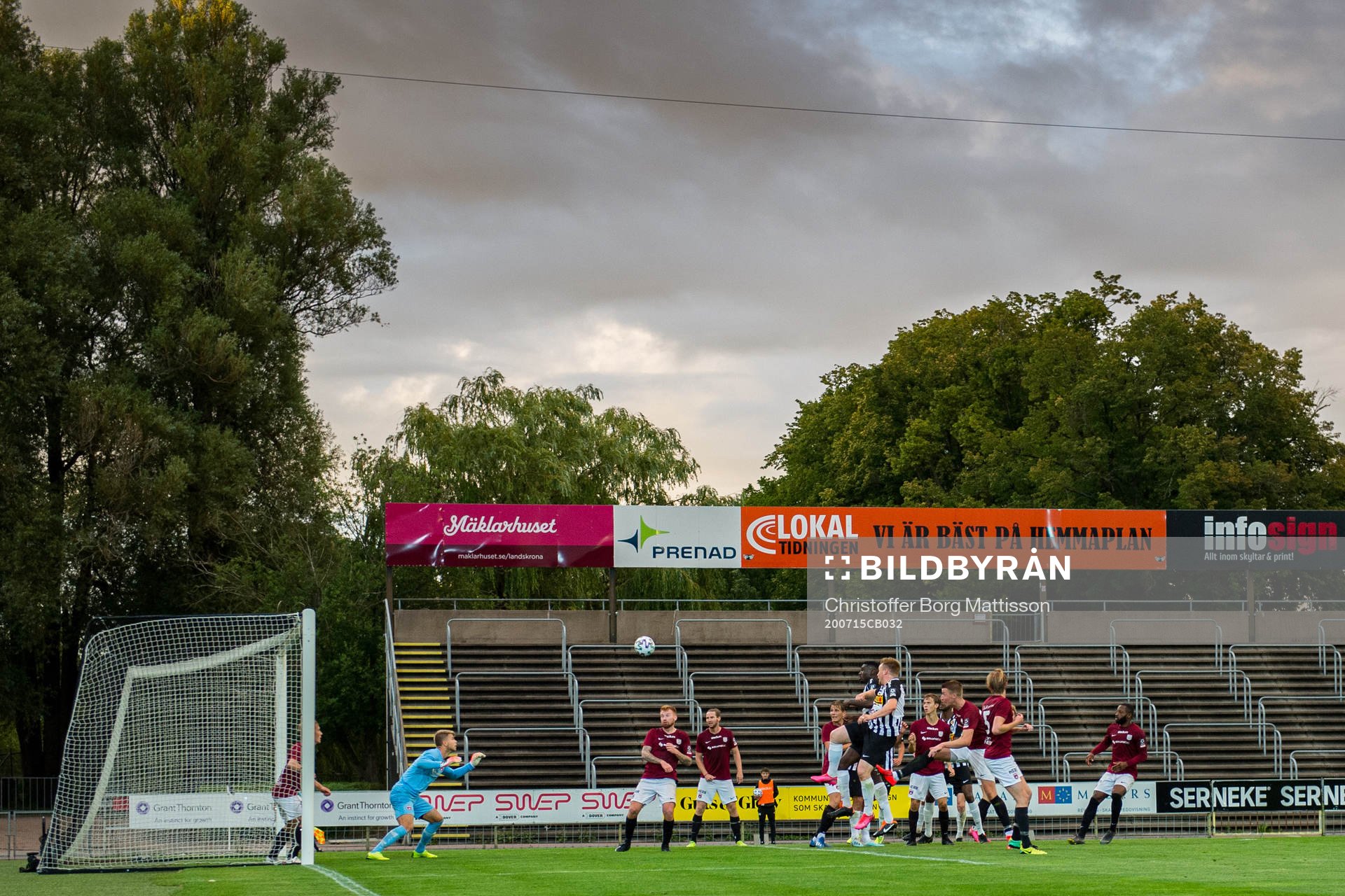 Landskronas Niklas Nielsen gör 1-0 under fotbollsmatchen i Division 1 södra mellan Landskrona och Qviding den 15 juli 2020 i Landskrona.
