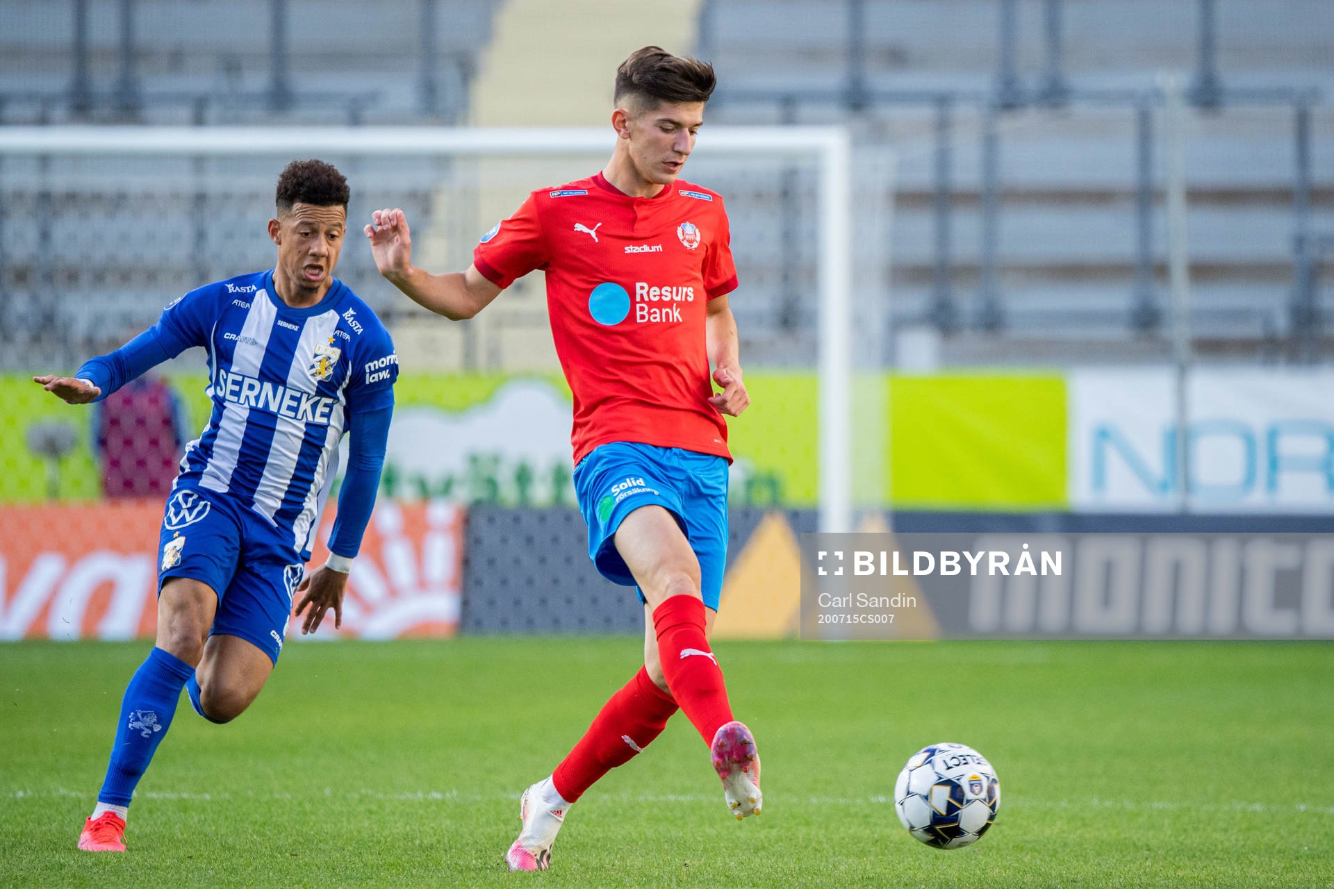 IFK Göteborgs Tobias Sana och Helsingborgs Armin Gigovic