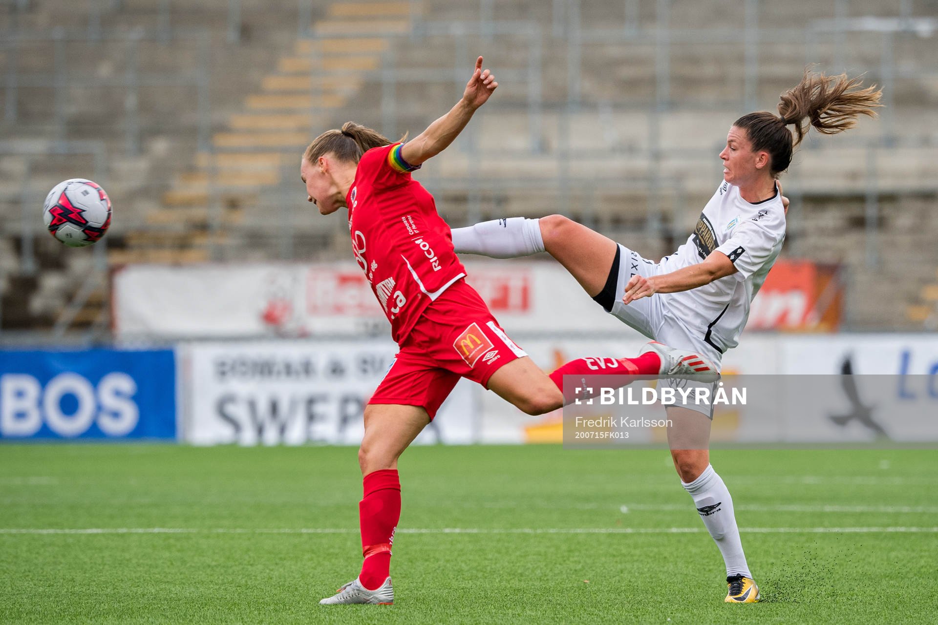 Örebros Frida Abrahamsson och Göteborgs Pauline Hammarlund