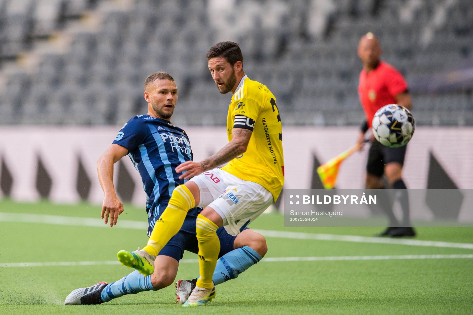 Djurgårdens Jesper Karlström och Falkenbergs Tibor Brink