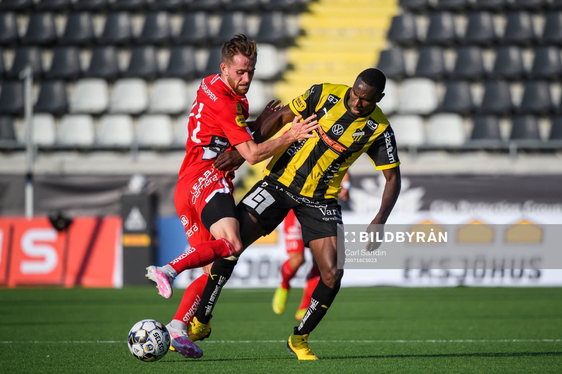 Elfsborgs Rasmus Alm och Häckens Godswill Ekpolo