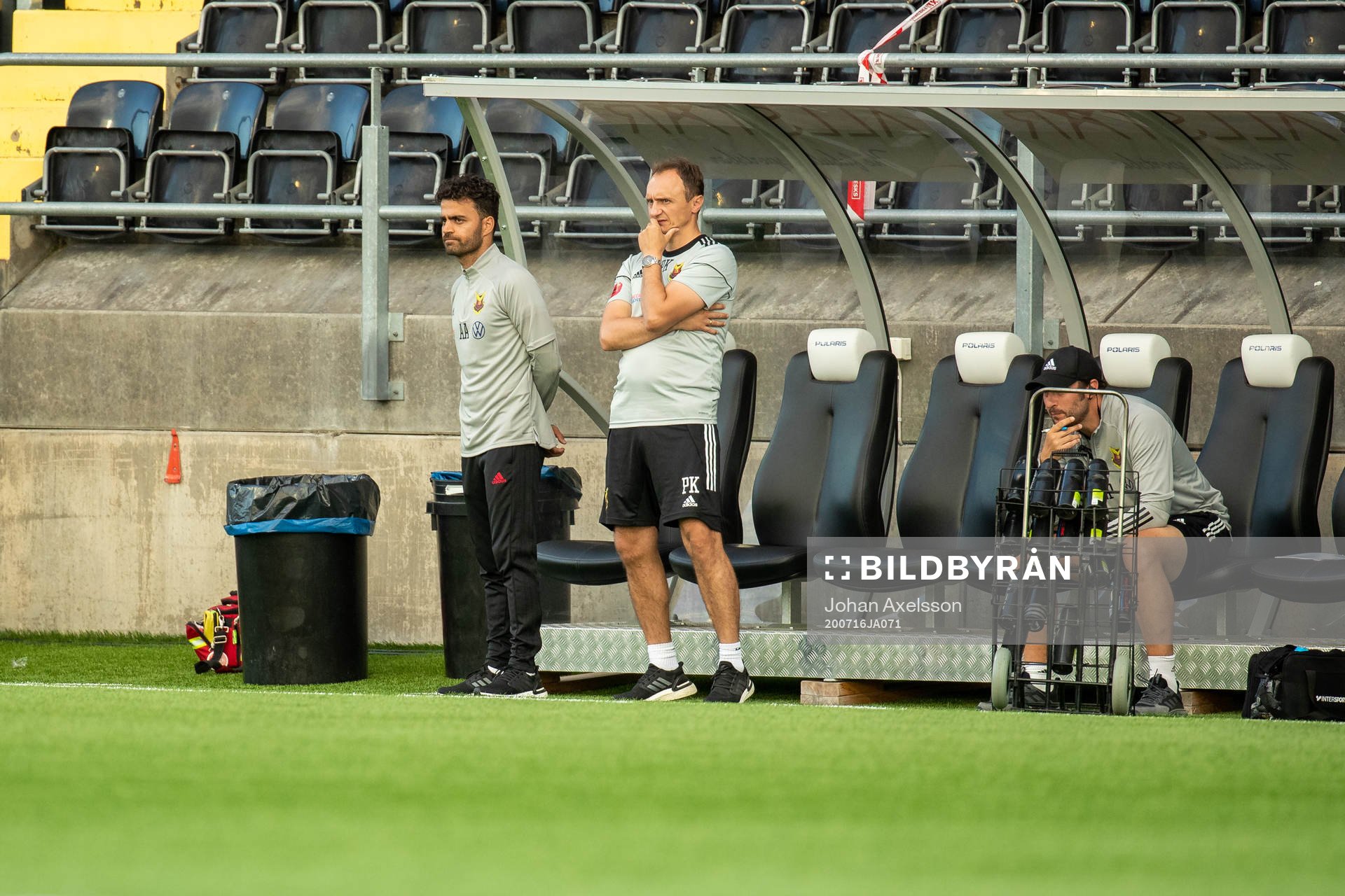 Östersunds assisterande tränare Amir Azrafshan och