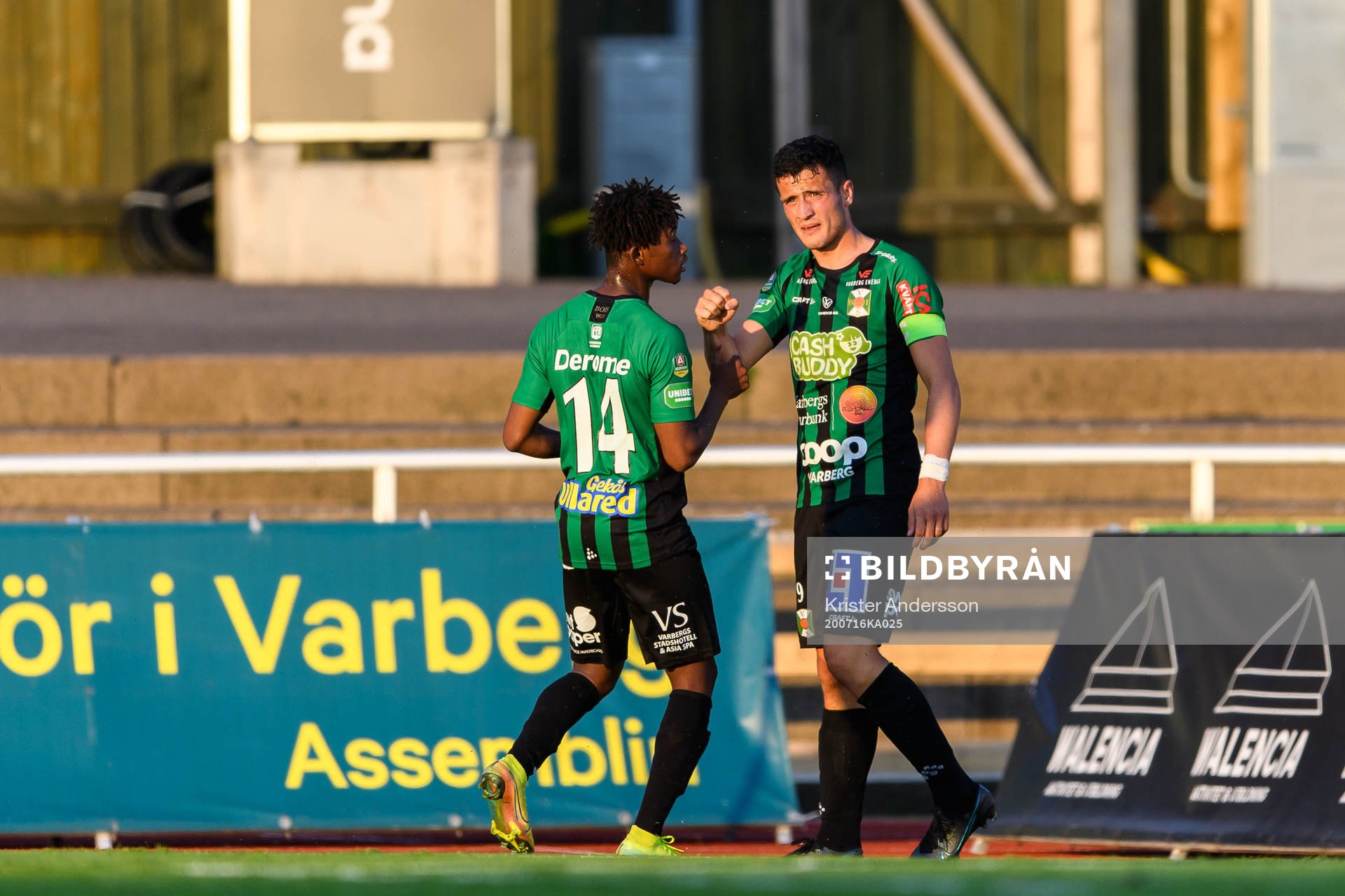 Varbergs Astrit Selmani jublar