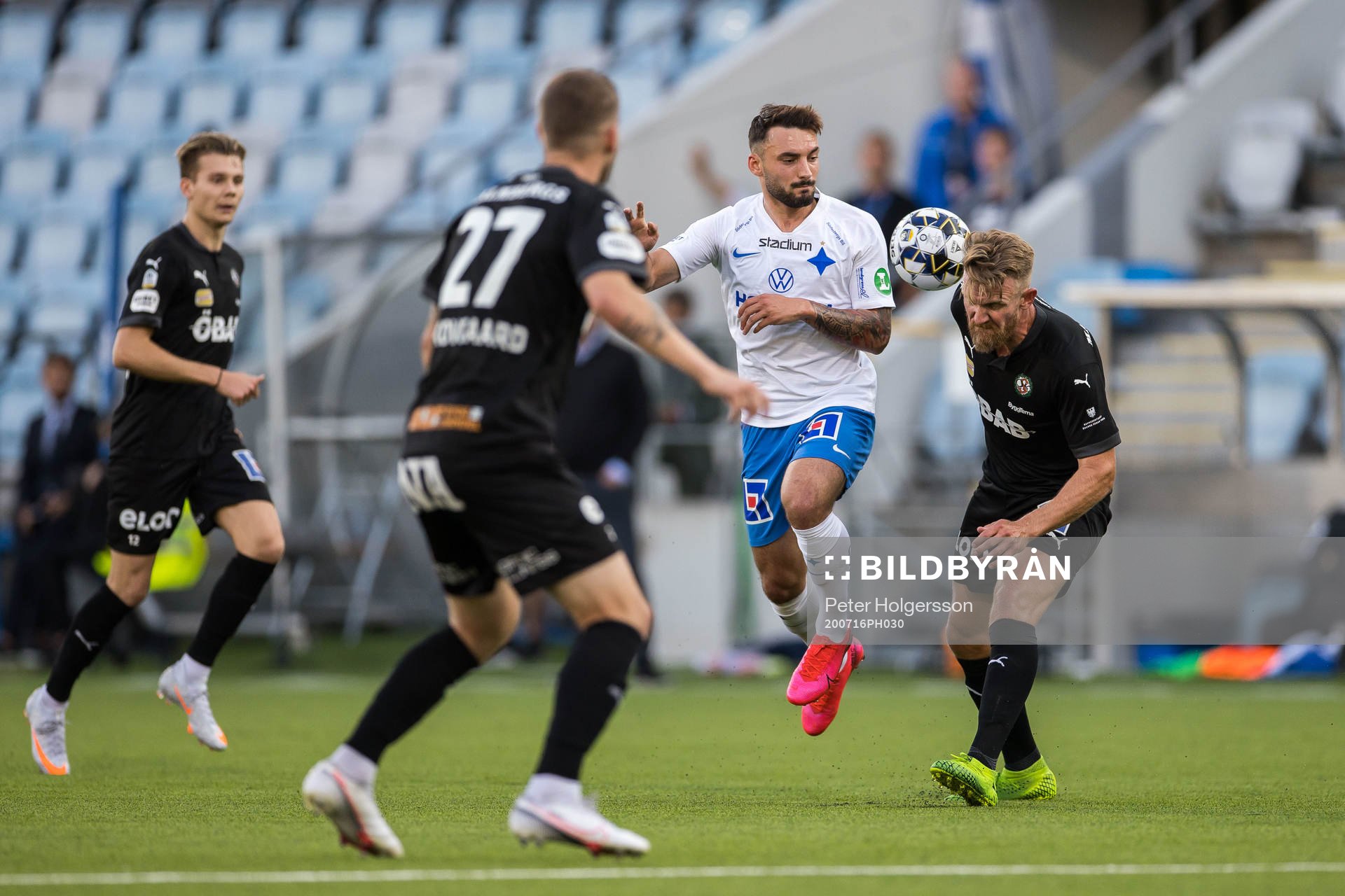 IFK Norrköpings Sead Haksabanovic och Örebros Michael