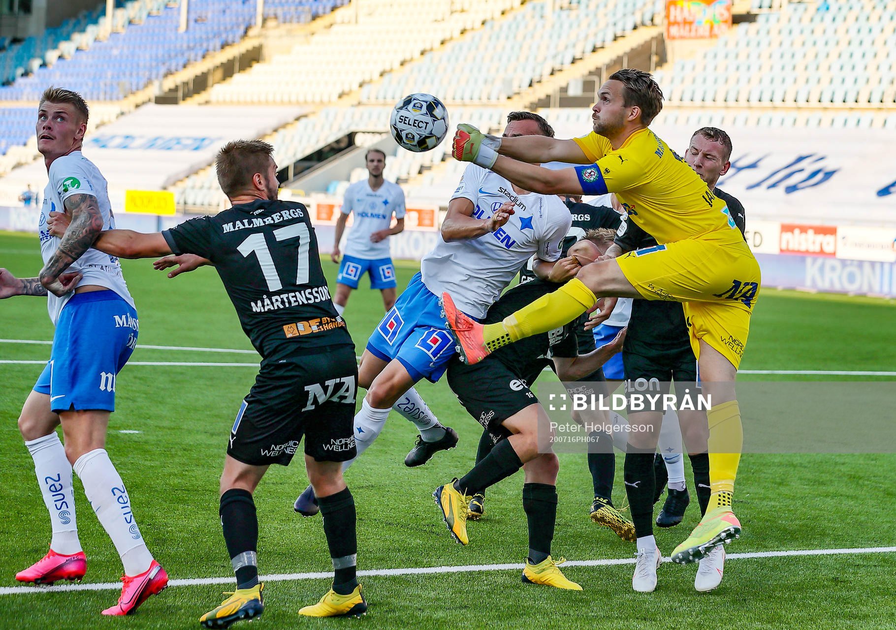 Örebros målvakt Oscar Jansson