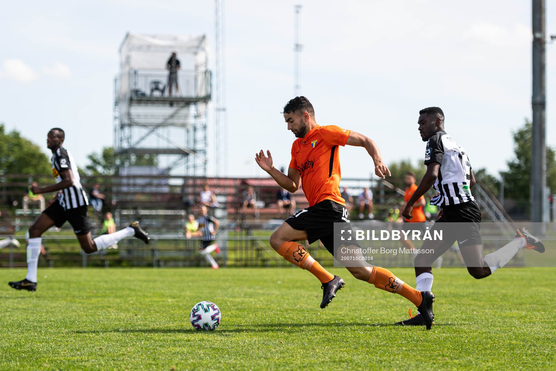 Torns Noor Zadran mot Landskronas Patrick Nwadike